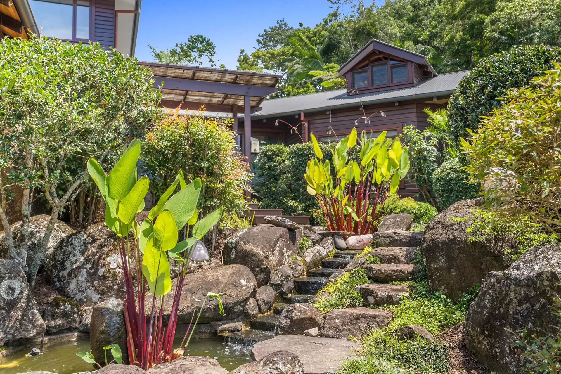 892 & 904 The Pocket Road, The Pocket For Sale by Byron Bay Sotheby's International Realty - image 1