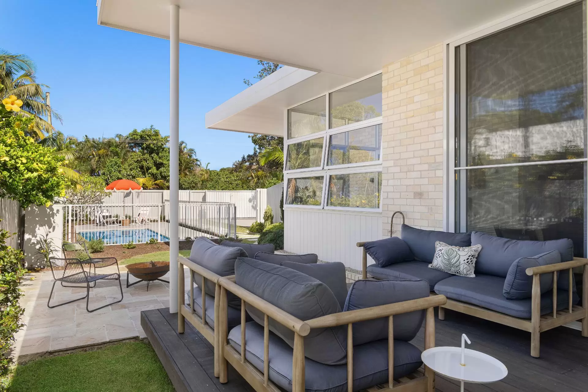 10 Brandon Street, Suffolk Park Sold by Byron Bay Sotheby's International Realty - image 1