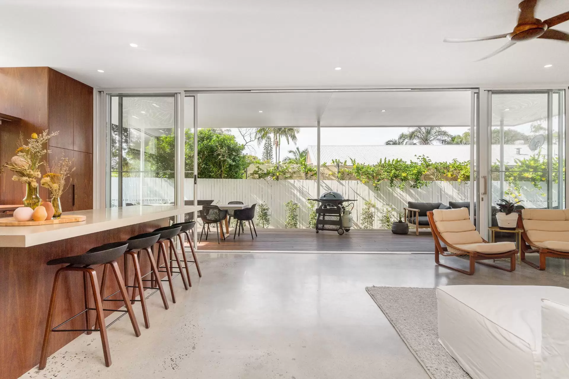 10 Brandon Street, Suffolk Park Sold by Byron Bay Sotheby's International Realty - image 1