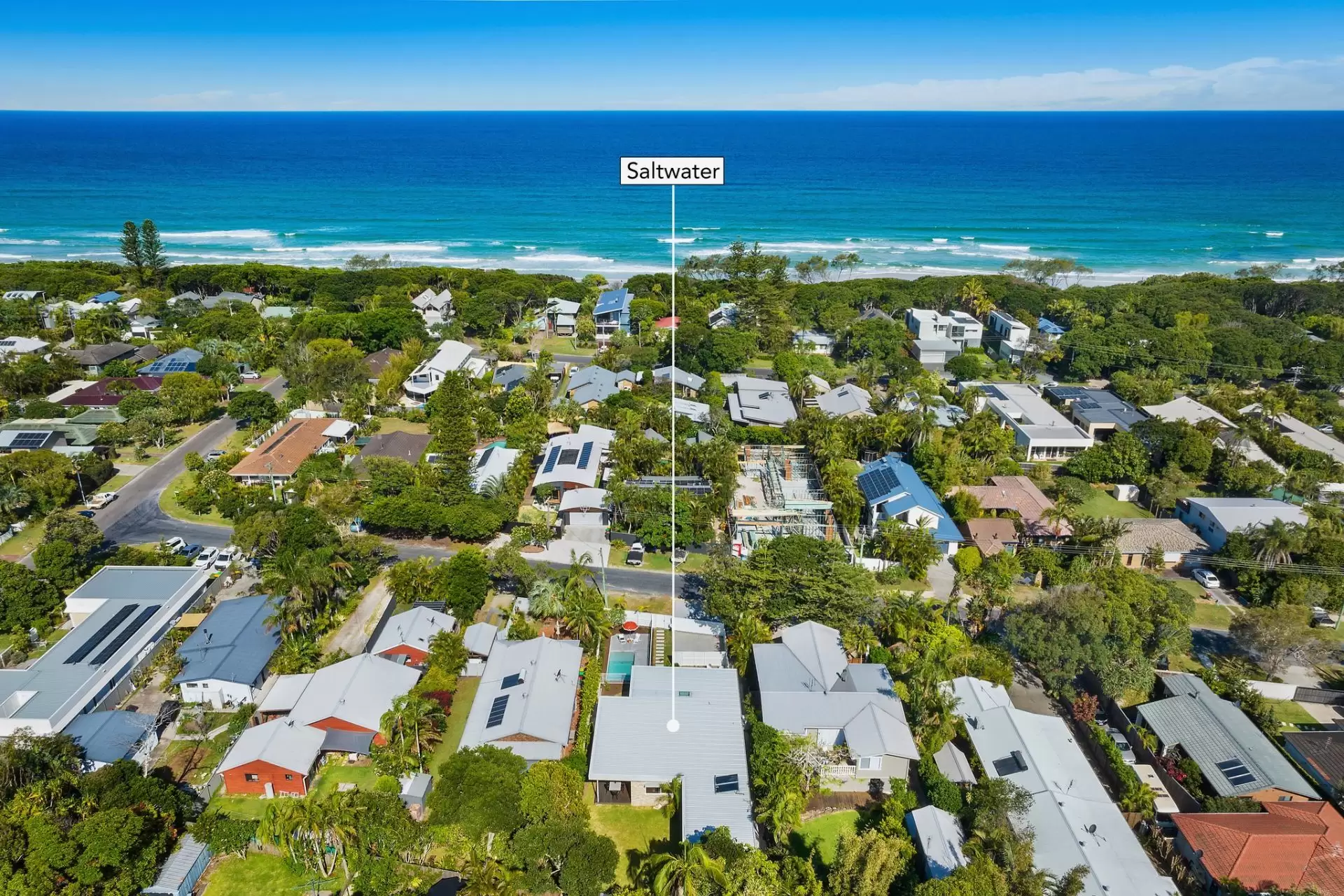 10 Brandon Street, Suffolk Park Sold by Byron Bay Sotheby's International Realty - image 1