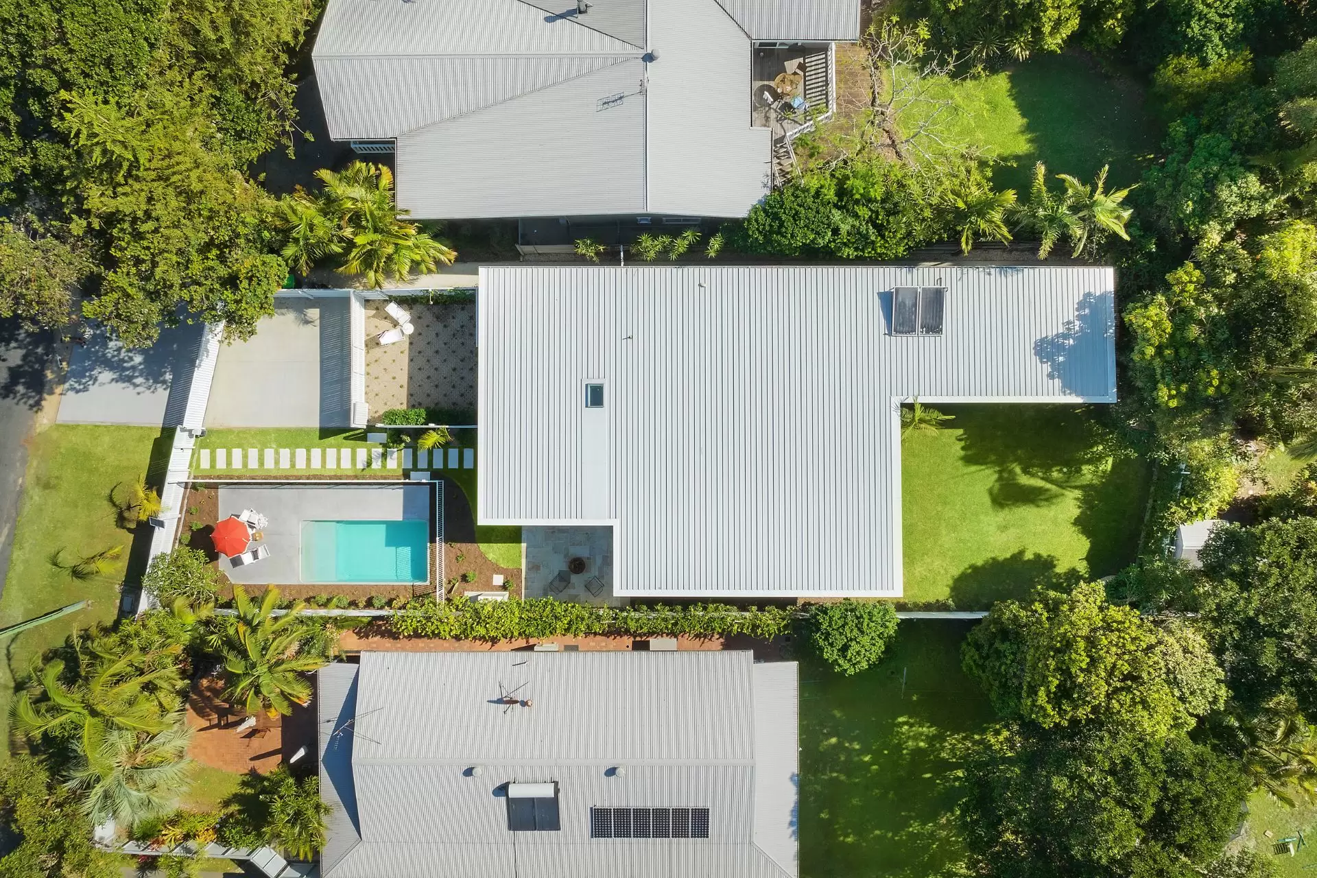 10 Brandon Street, Suffolk Park Sold by Byron Bay Sotheby's International Realty - image 1