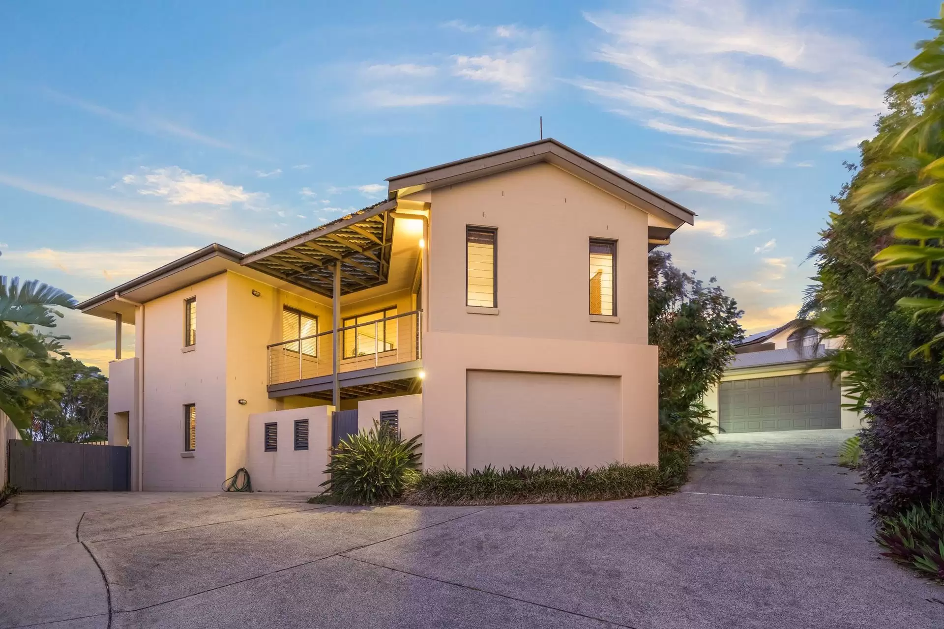 4 Monivae Place, Skennars Head Sold by Byron Bay Sotheby's International Realty - image 1
