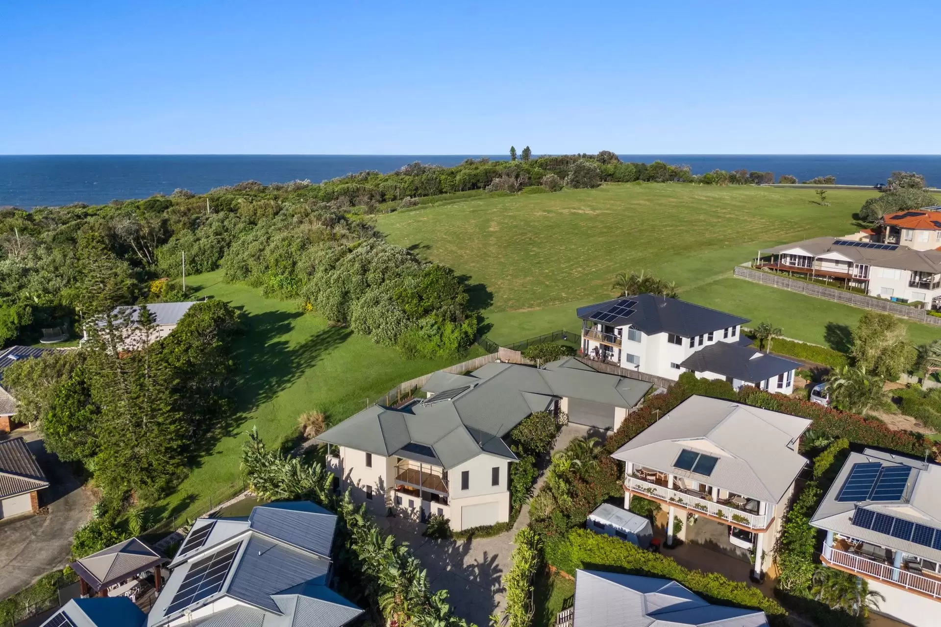 4 Monivae Place, Skennars Head Sold by Byron Bay Sotheby's International Realty - image 1