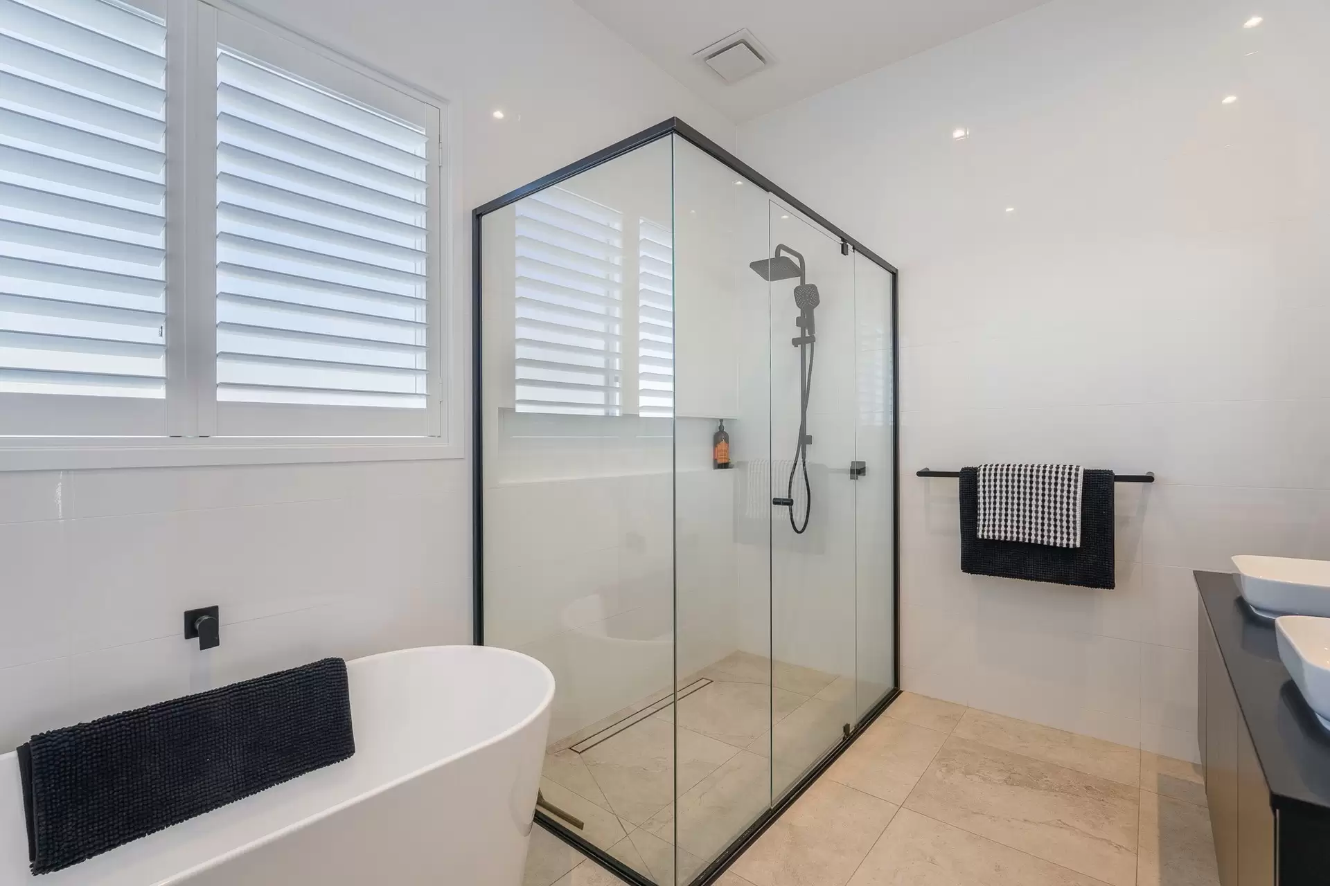 54 Stoneyhurst Drive, Lennox Head Sold by Byron Bay Sotheby's International Realty - image 1