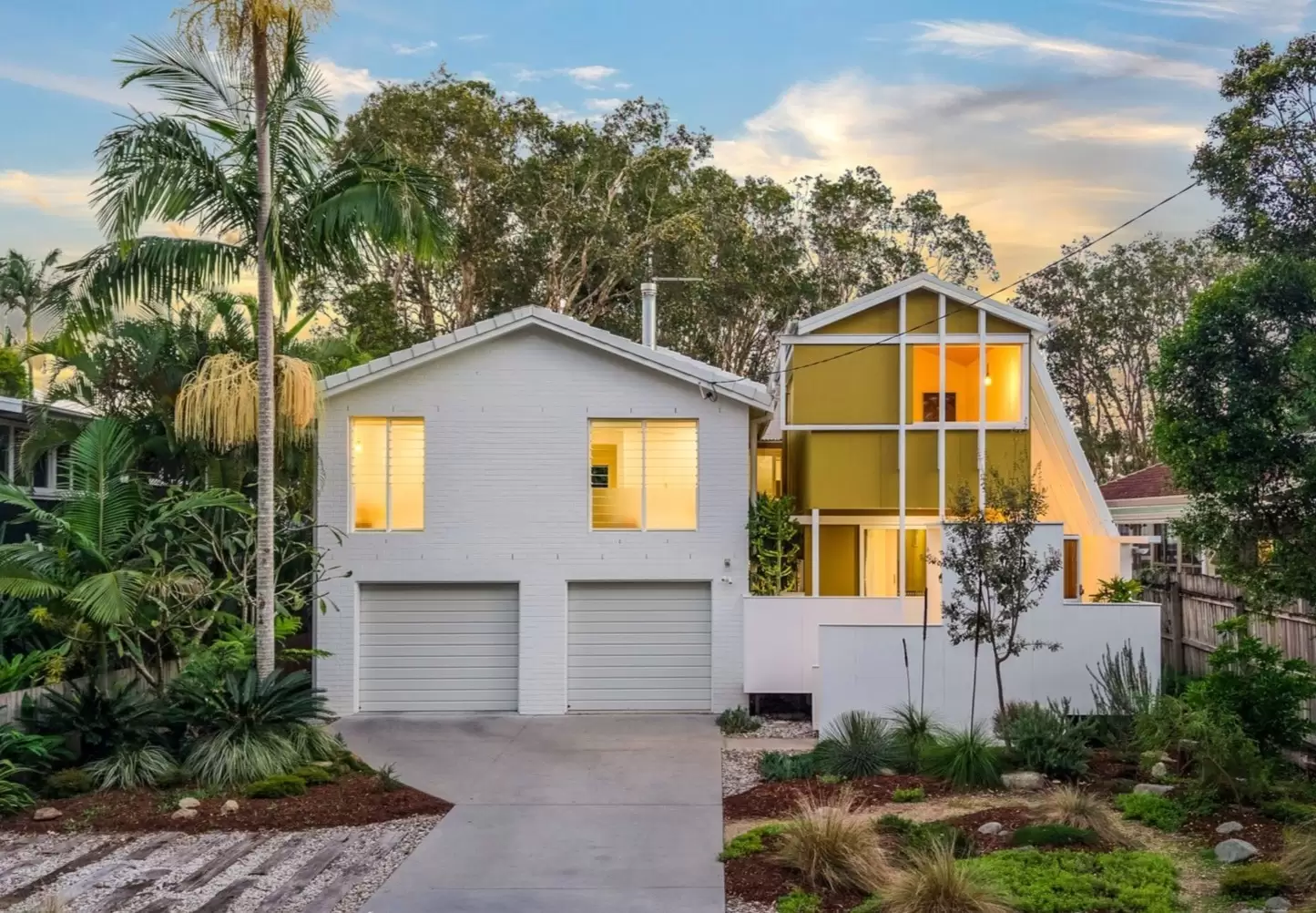 12 Gloria Street, South Golden Beach Sold by Byron Bay Sotheby's International Realty - image 1