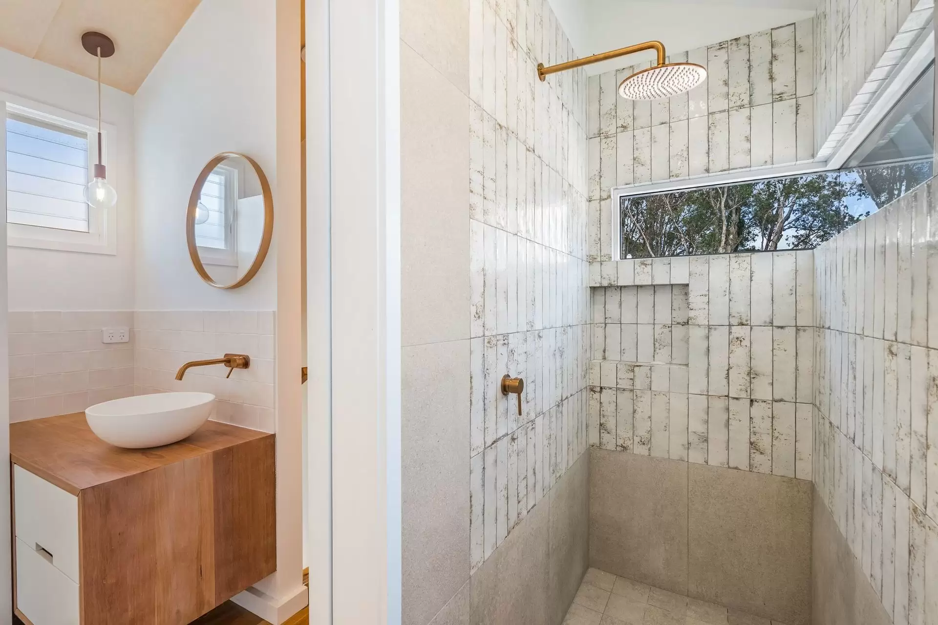 12 Gloria Street, South Golden Beach Sold by Byron Bay Sotheby's International Realty - image 1