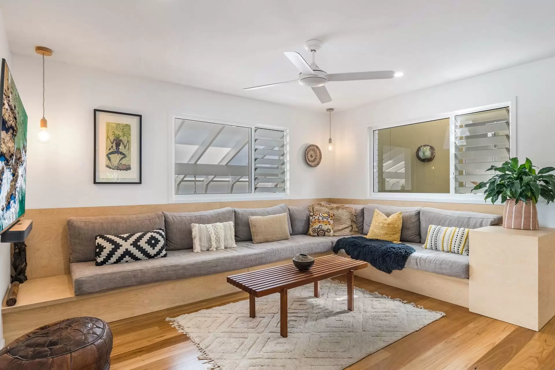 12 Gloria Street, South Golden Beach Sold by Byron Bay Sotheby's International Realty - image 1