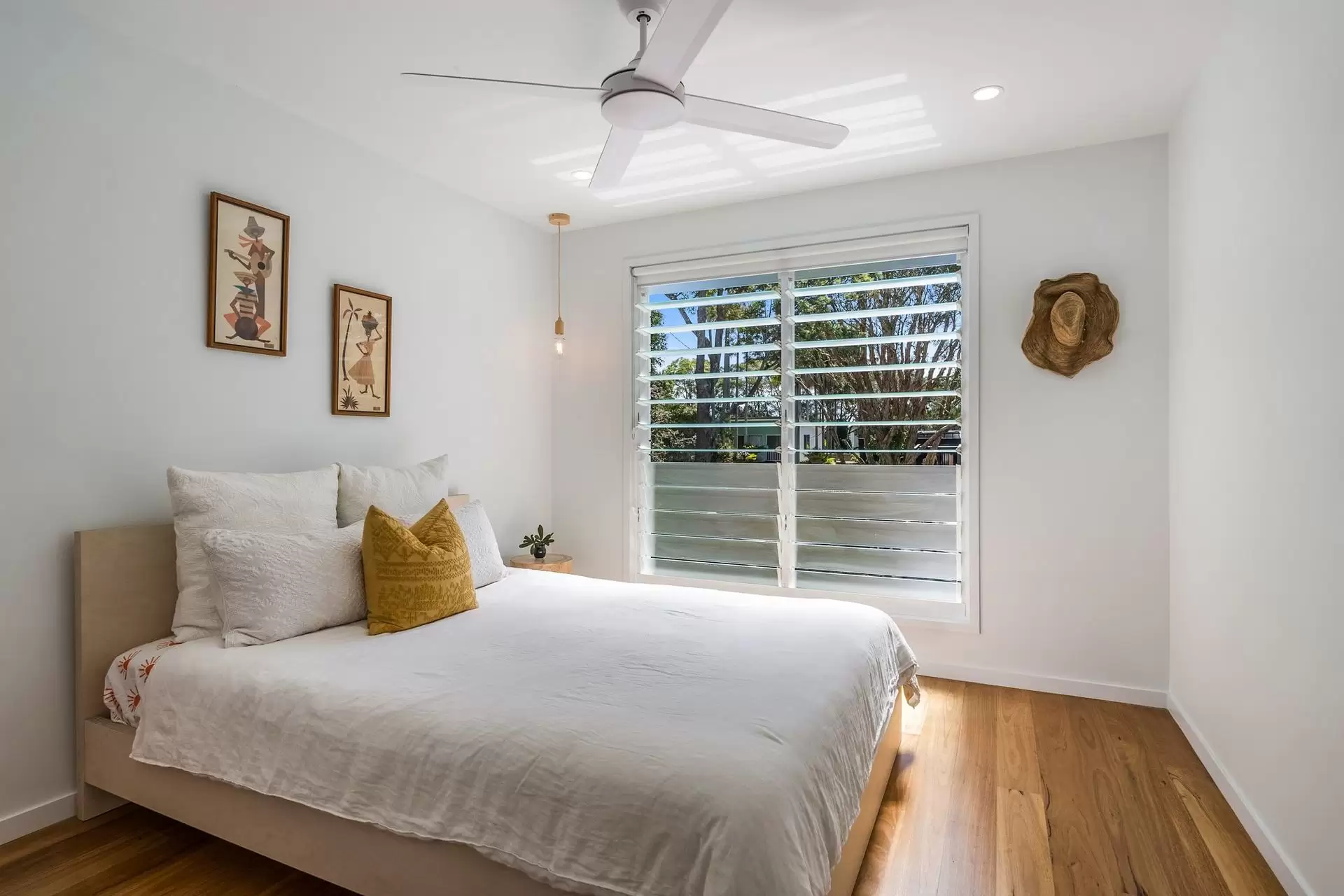 12 Gloria Street, South Golden Beach Sold by Byron Bay Sotheby's International Realty - image 1