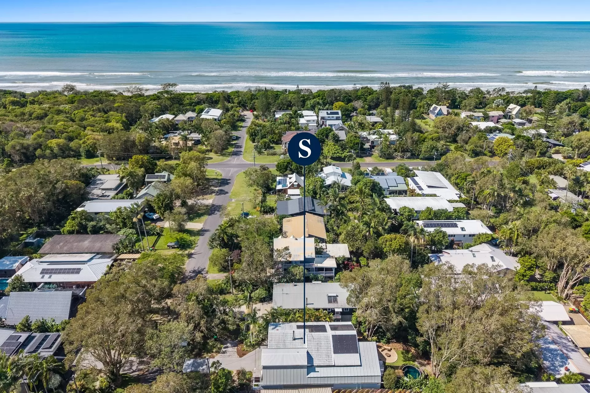 12 Gloria Street, South Golden Beach Sold by Byron Bay Sotheby's International Realty - image 1