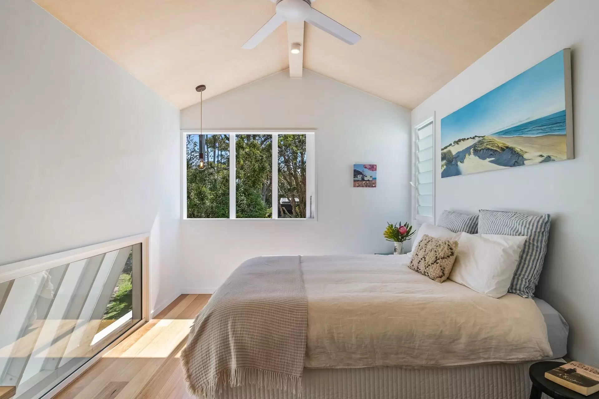 12 Gloria Street, South Golden Beach Sold by Byron Bay Sotheby's International Realty - image 1