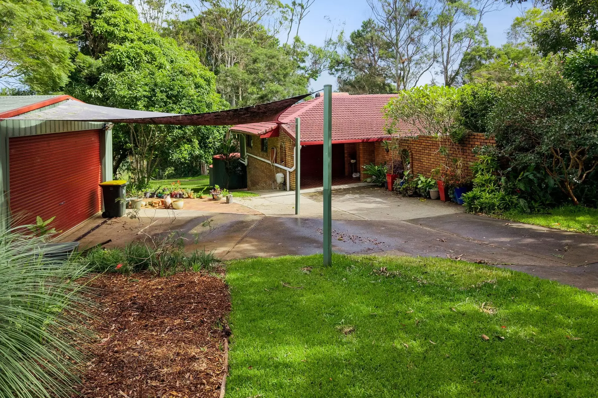 54 Friday Hut Road, Coorabell Sold by Byron Bay Sotheby's International Realty - image 1