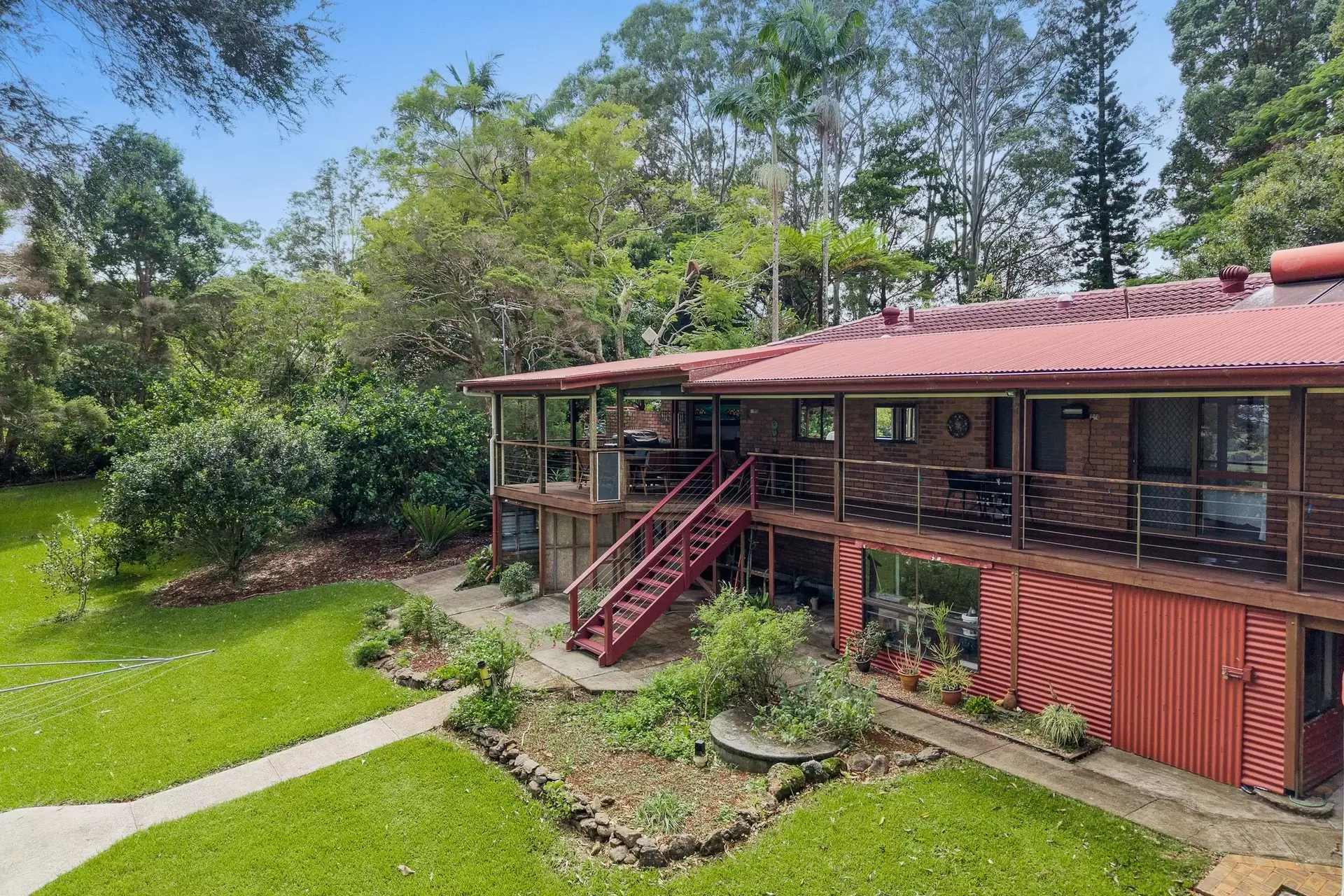54 Friday Hut Road, Coorabell Sold by Byron Bay Sotheby's International Realty - image 1