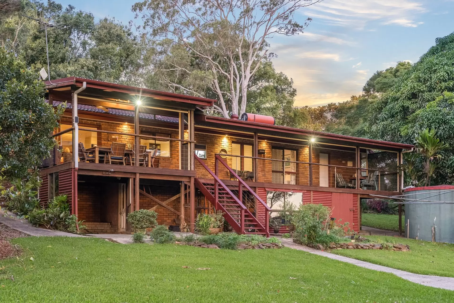 54 Friday Hut Road, Coorabell Sold by Byron Bay Sotheby's International Realty - image 1
