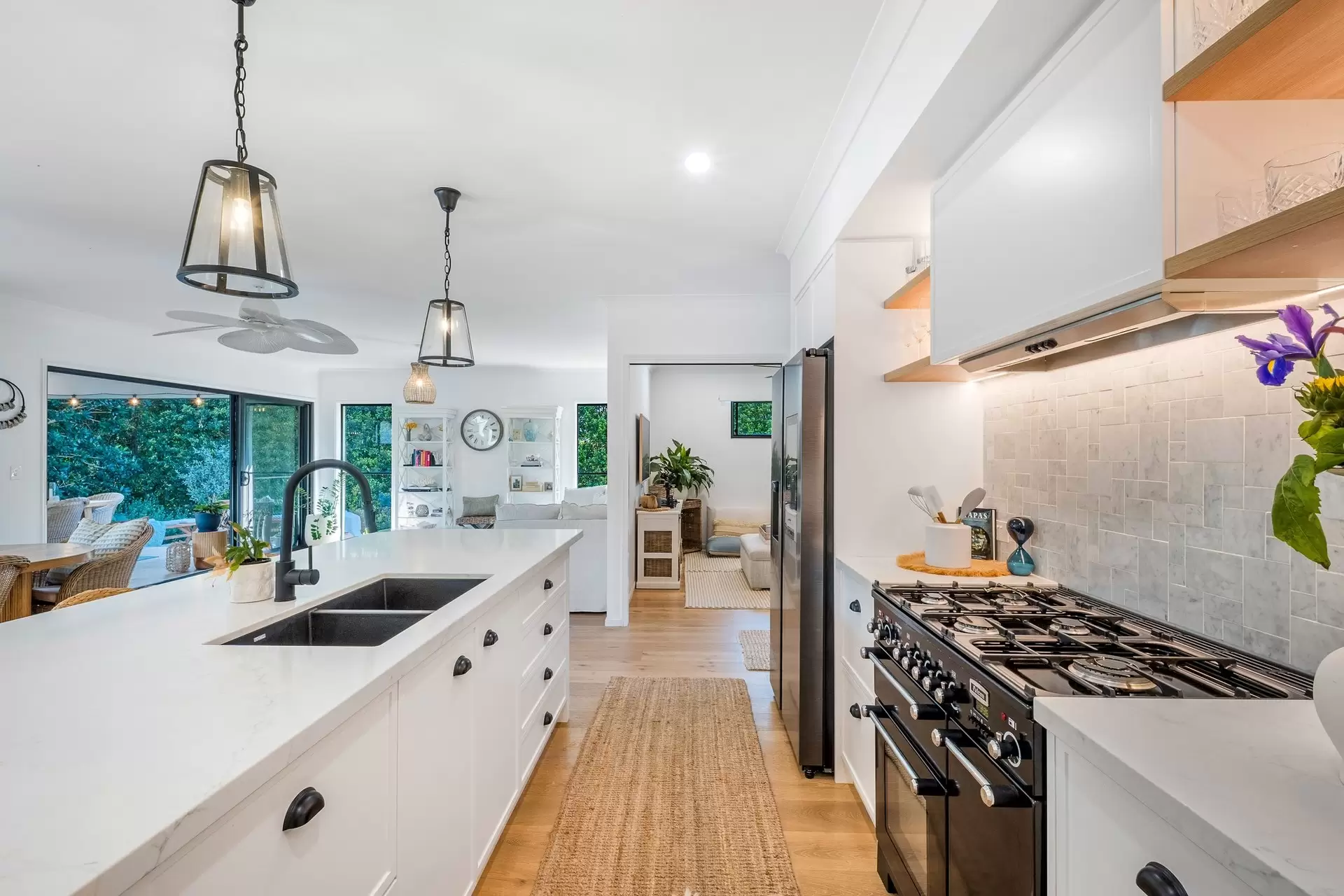 12 Wallaby Close, Ewingsdale Sold by Byron Bay Sotheby's International Realty - image 1