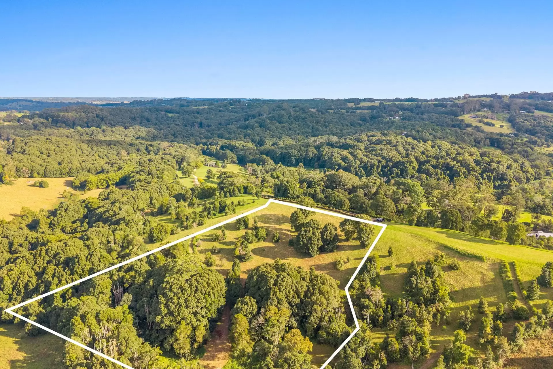 22 Loch Lane, Coorabell For Sale by Byron Bay Sotheby's International Realty - image 1