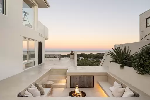 20 Pacific Vista Drive, Byron Bay Sold by Byron Bay Sotheby's International Realty