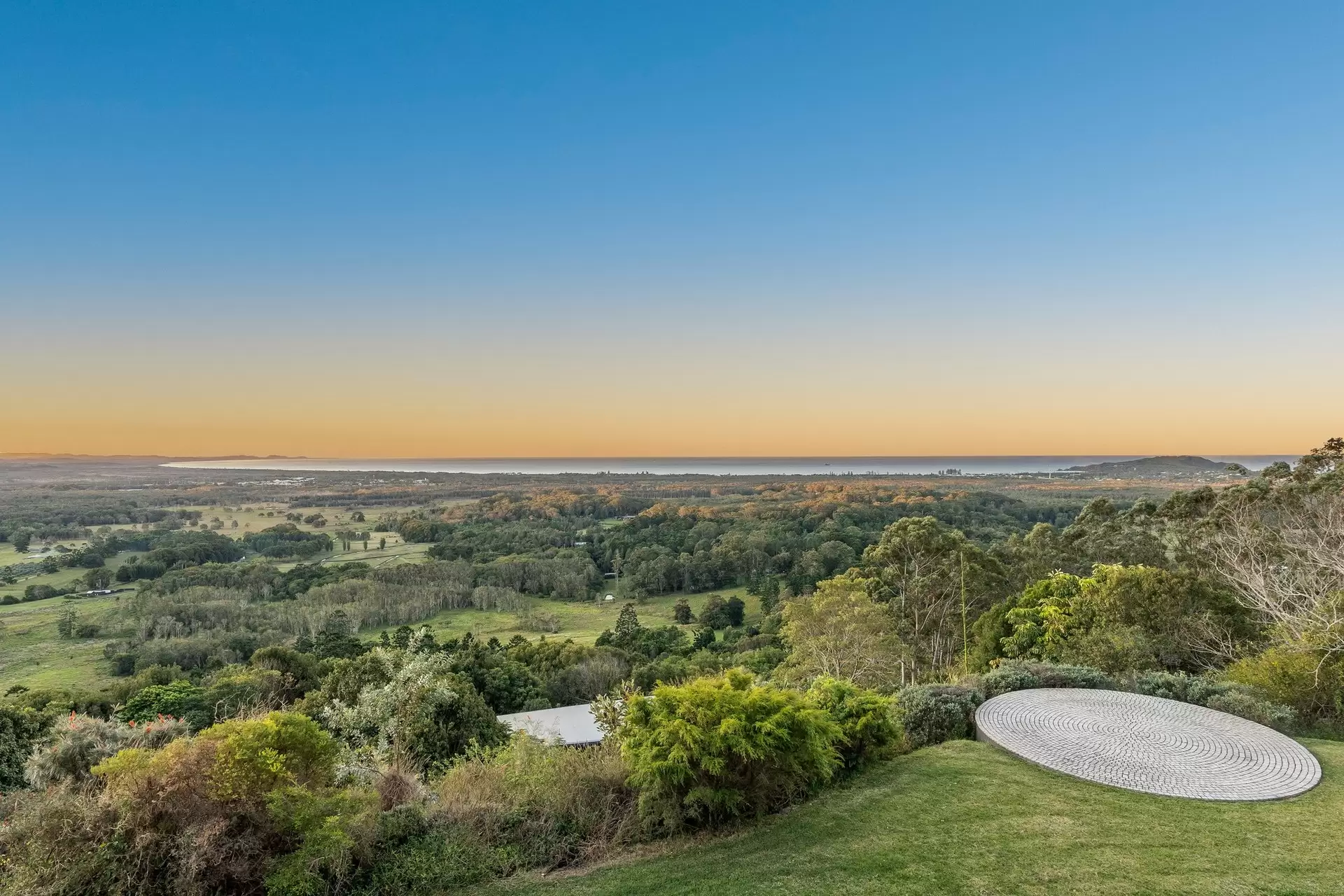 352 Bangalow Road, Hayters Hill Sold by Byron Bay Sotheby's International Realty - image 1