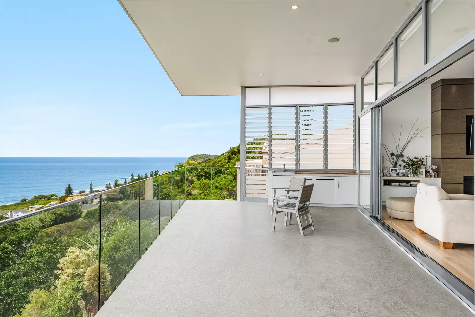 11 Henderson Place, Lennox Head For Sale by Byron Bay Sotheby's International Realty - image 1