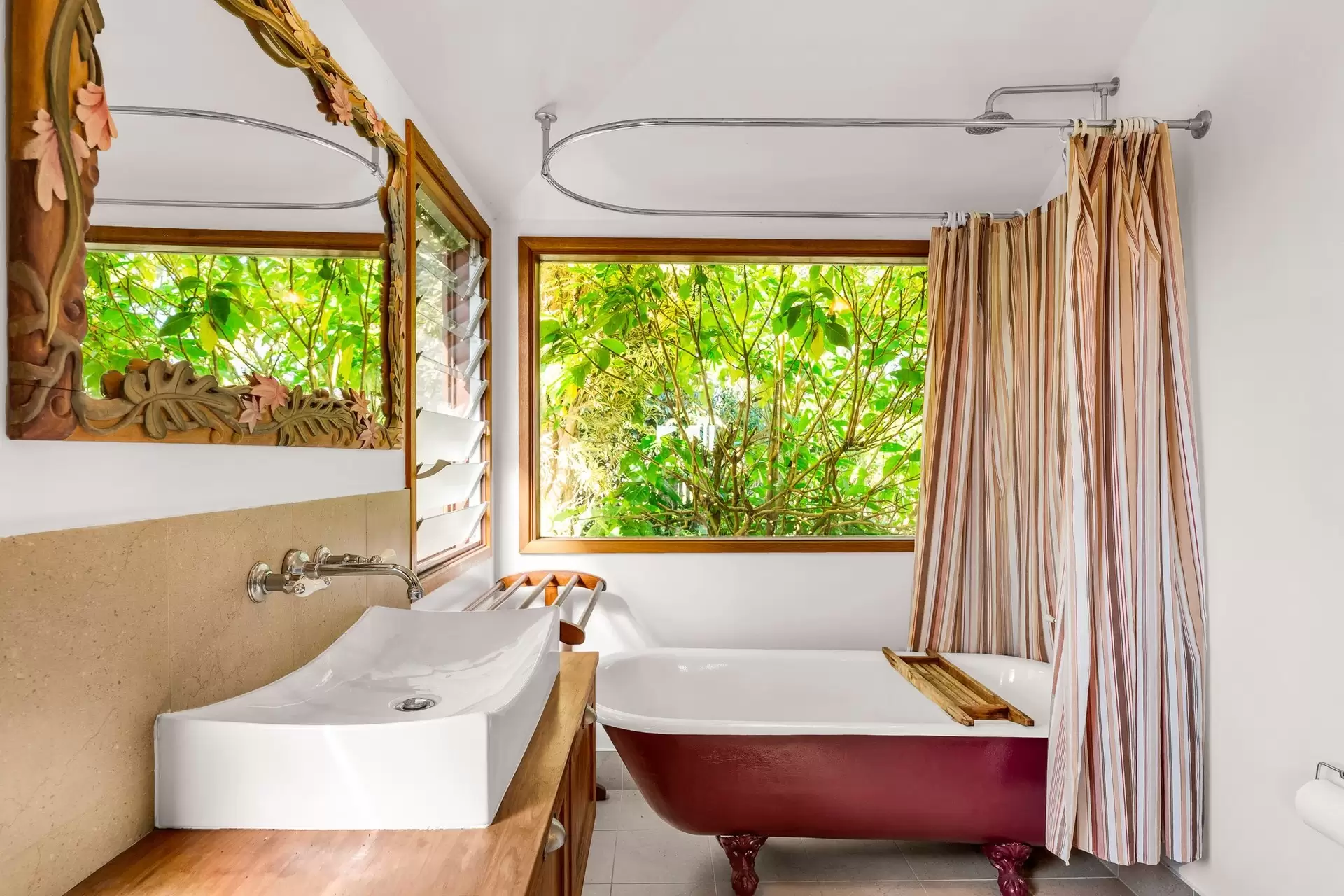 296 Tyagarah Road, Myocum For Sale by Byron Bay Sotheby's International Realty - image 1