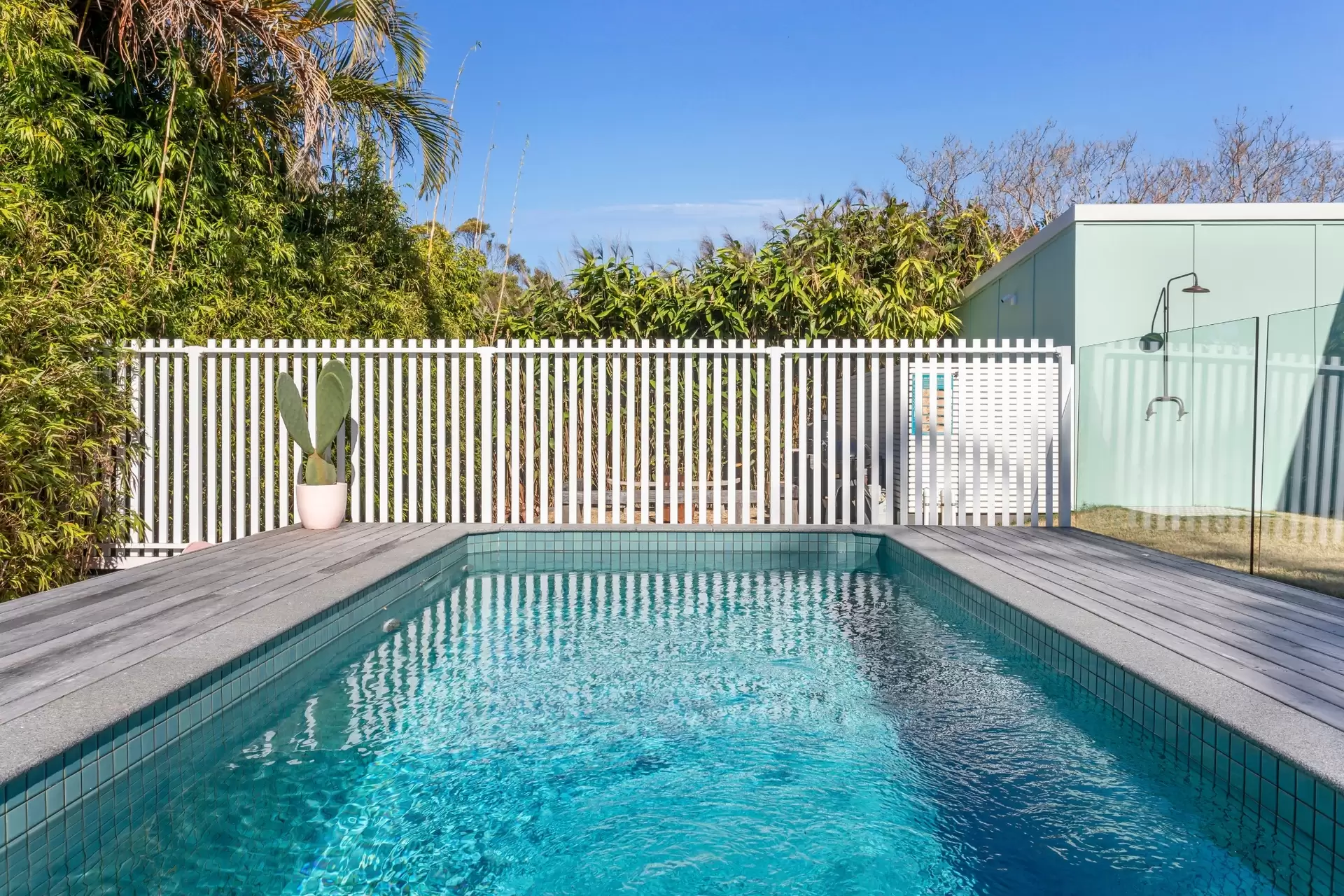 115 Paterson Street, Byron Bay For Sale by Byron Bay Sotheby's International Realty - image 1