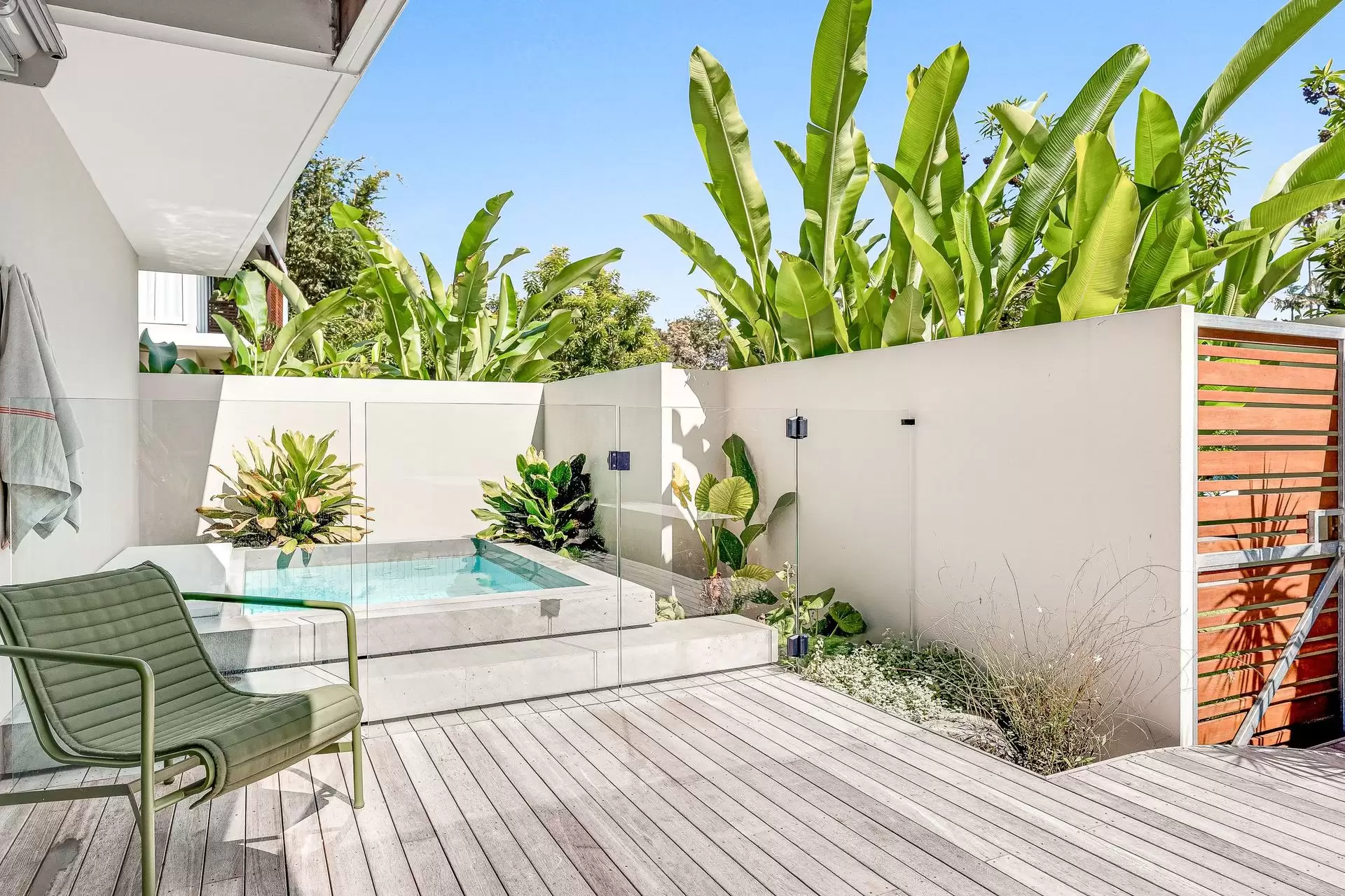 4/47 Belongil Crescent, Byron Bay Sold by Byron Bay Sotheby's International Realty - image 1