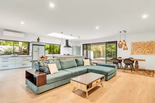 94 Sunrise Boulevard, Byron Bay Sold by Byron Bay Sotheby's International Realty