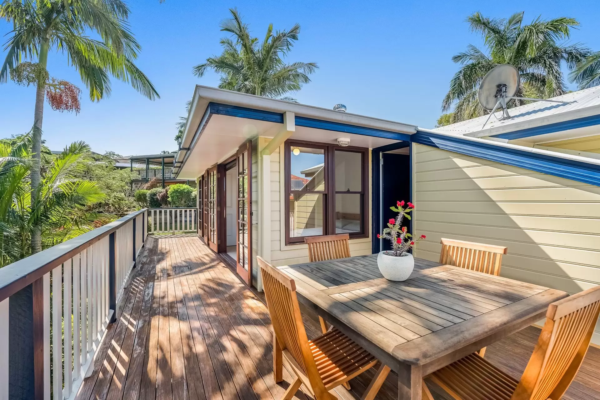 13 Yengarie Way, Ocean Shores Sold by Byron Bay Sotheby's International Realty - image 1