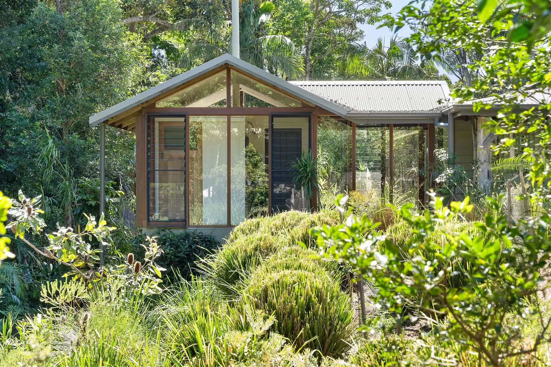 248 Seven Mile Beach Road, Broken Head For Sale by Byron Bay Sotheby's International Realty - image 1