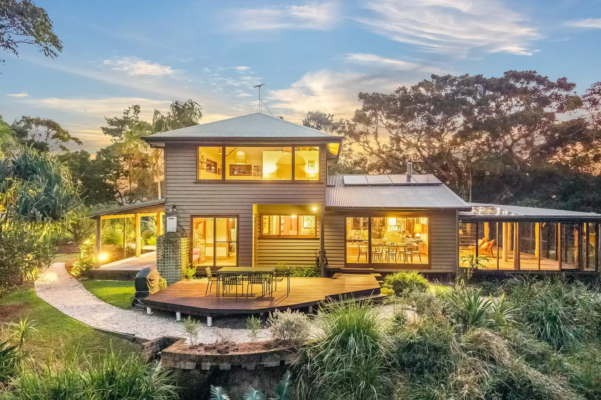 248 Seven Mile Beach Road, Broken Head For Sale by Byron Bay Sotheby's International Realty - image 1