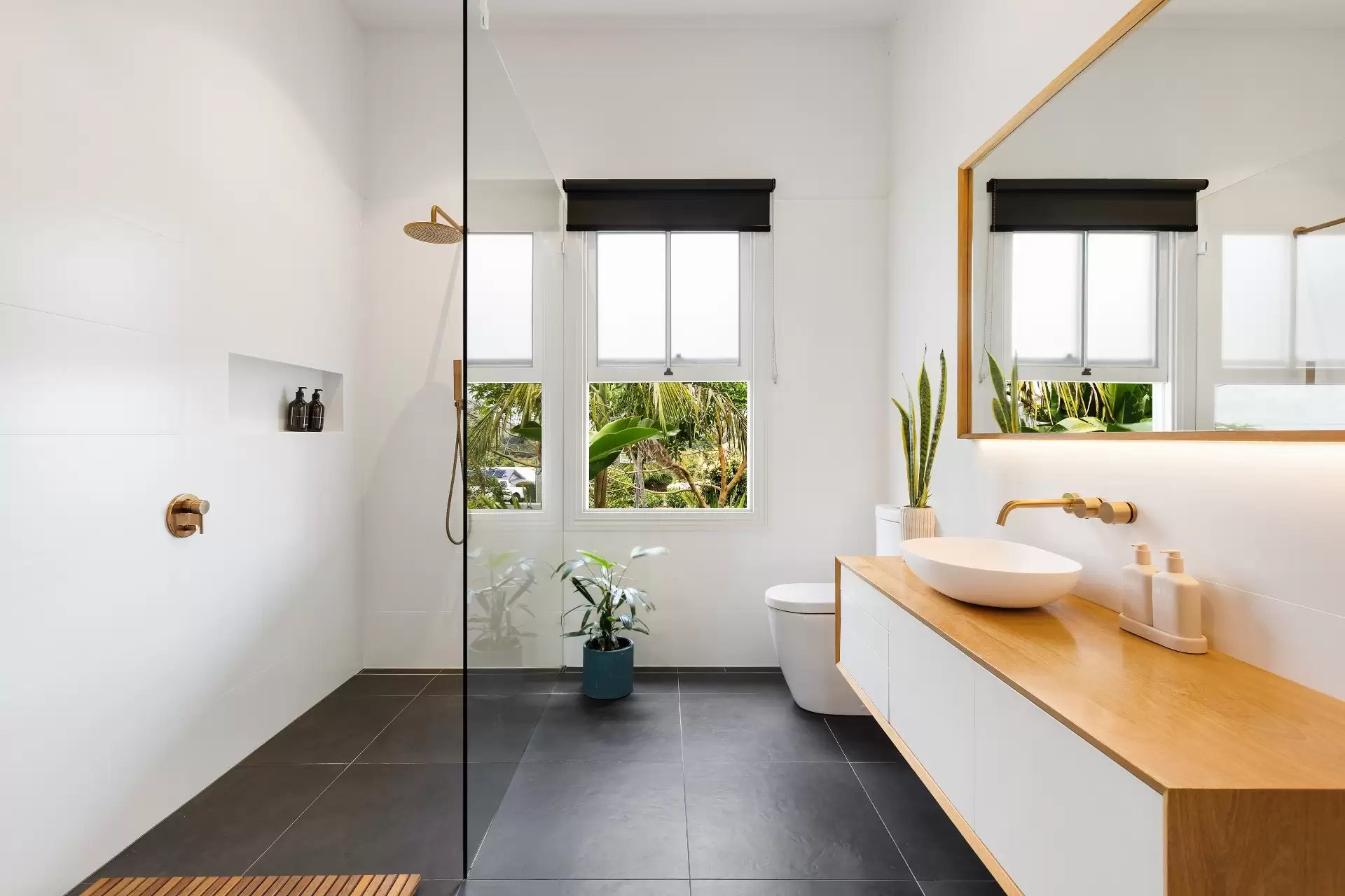 17 Charlotte Street, Bangalow Sold by Byron Bay Sotheby's International Realty - image 1