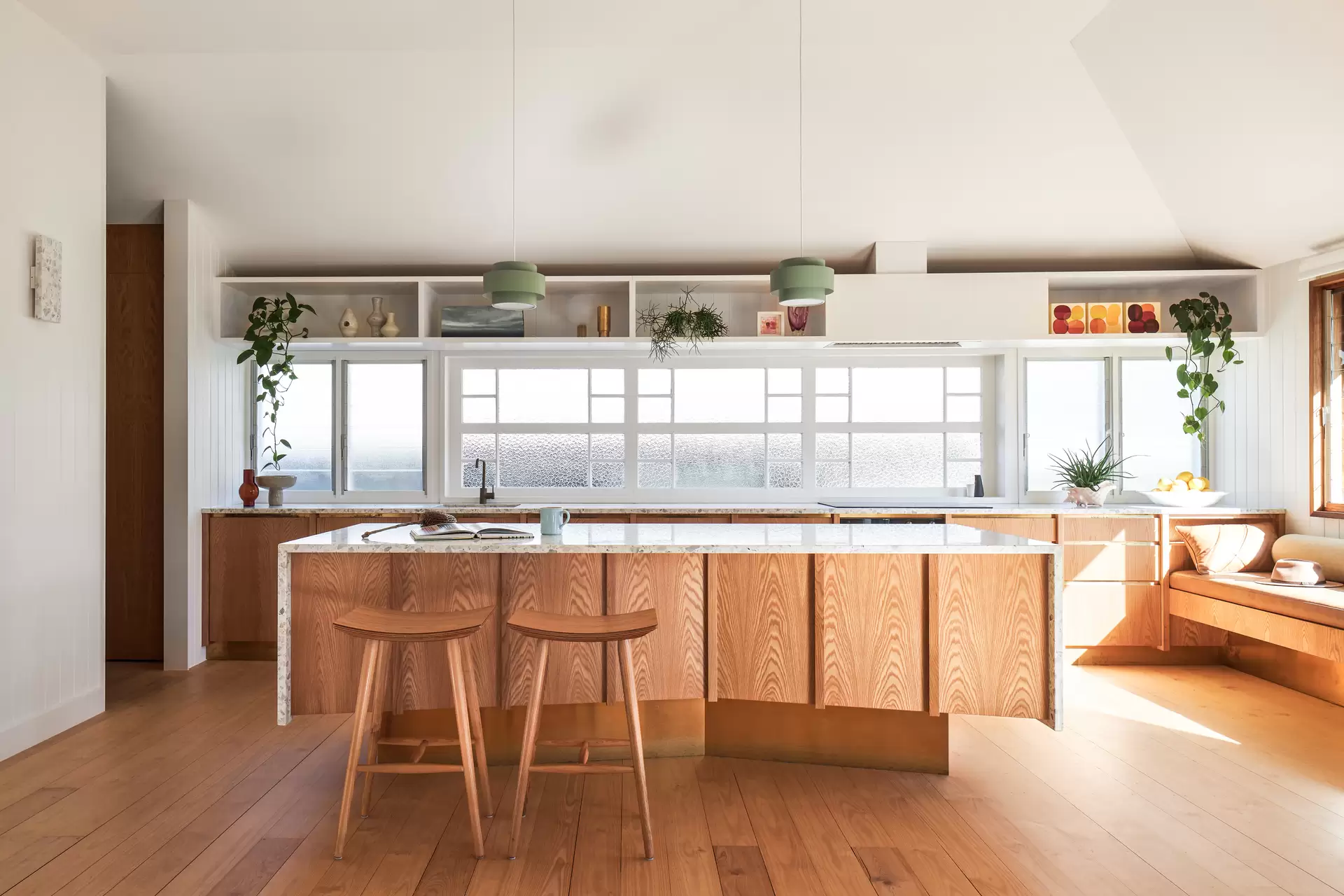 36 Carlyle Street, Byron Bay Sold by Byron Bay Sotheby's International Realty - image 1