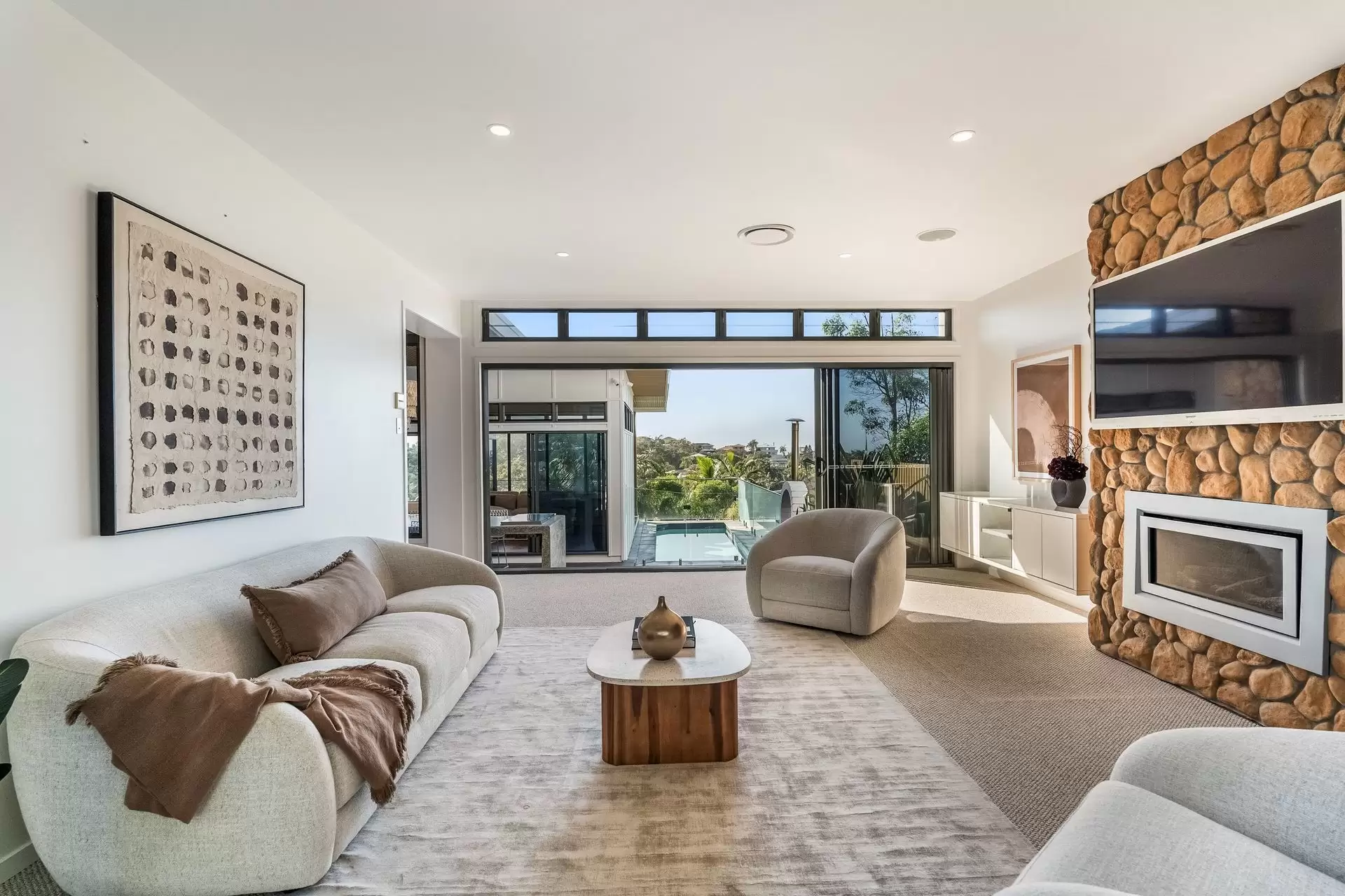 83 Paterson Street, Byron Bay For Sale by Byron Bay Sotheby's International Realty - image 1