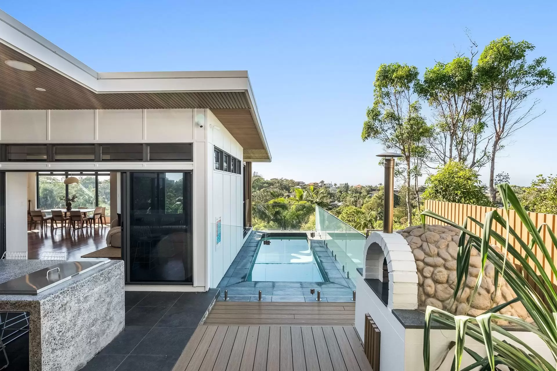 83 Paterson Street, Byron Bay For Sale by Byron Bay Sotheby's International Realty - image 1