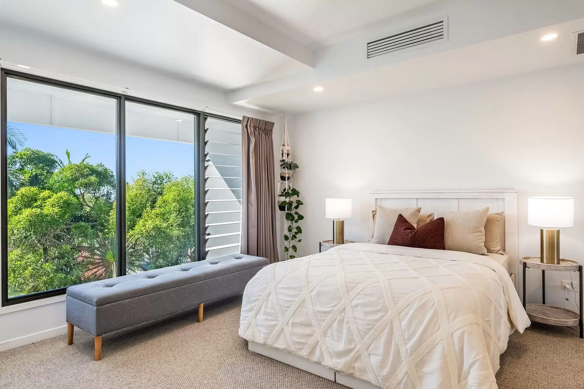 83 Paterson Street, Byron Bay For Sale by Byron Bay Sotheby's International Realty - image 1