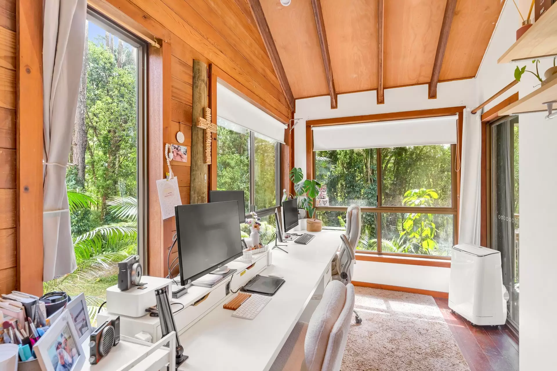 173 Fowlers Lane, Bangalow Sold by Byron Bay Sotheby's International Realty - image 1