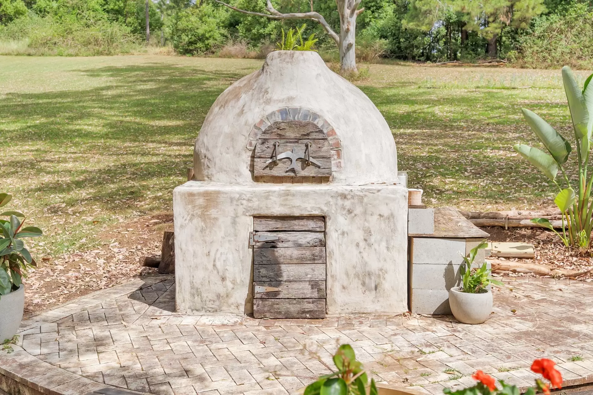 173 Fowlers Lane, Bangalow Sold by Byron Bay Sotheby's International Realty - image 1