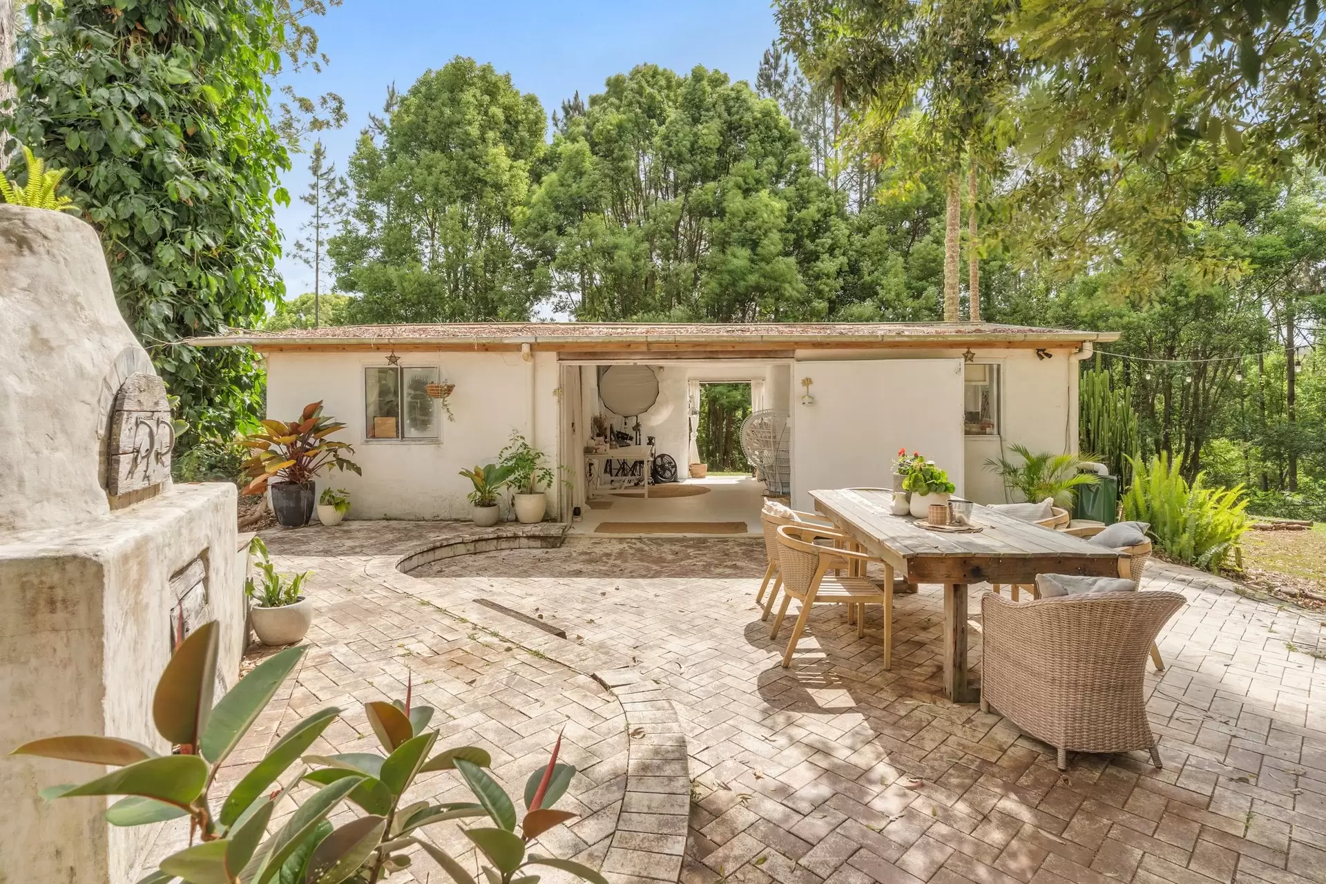173 Fowlers Lane, Bangalow Sold by Byron Bay Sotheby's International Realty - image 1