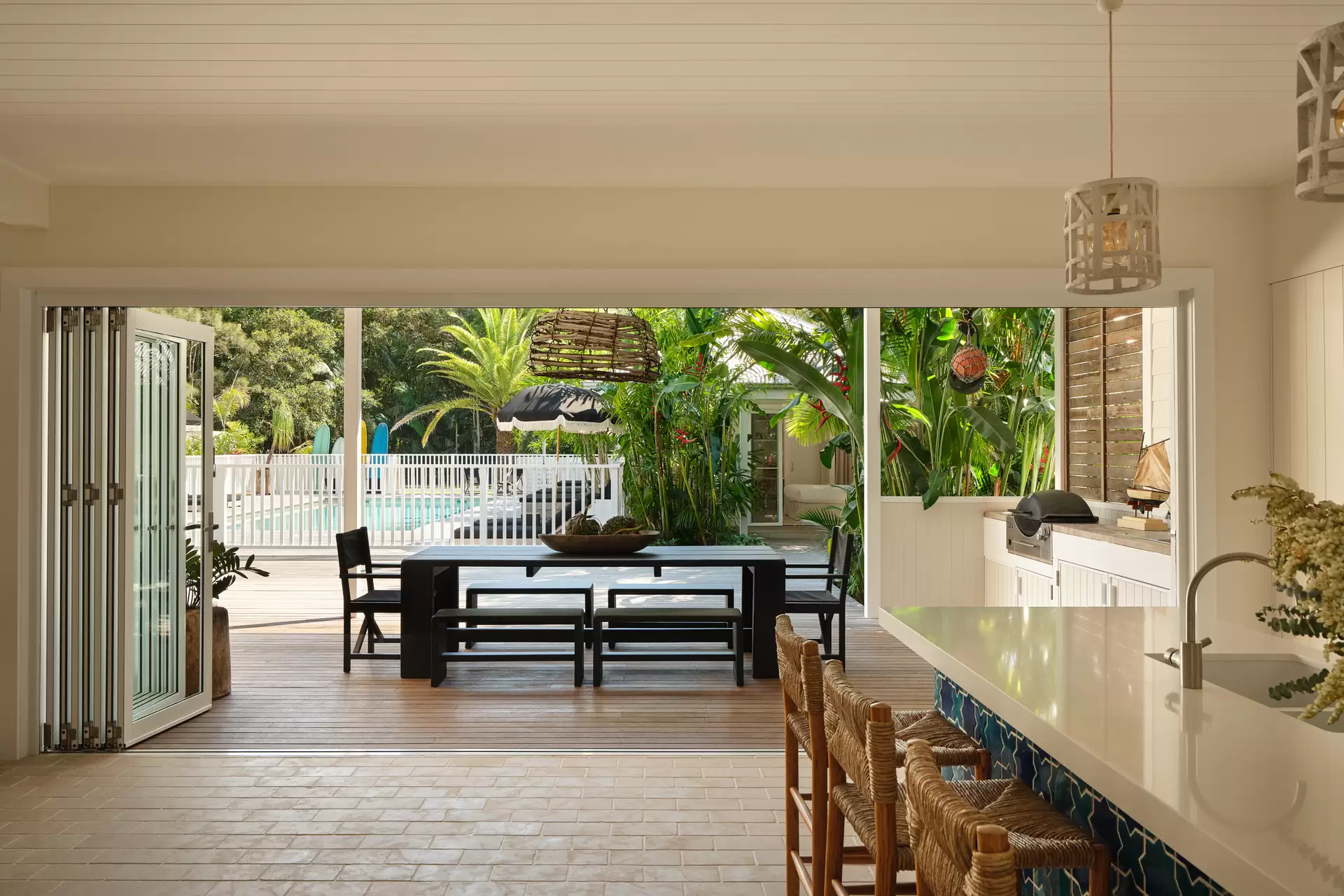 15 Marvell Street, Byron Bay Sold by Byron Bay Sotheby's International Realty - image 1