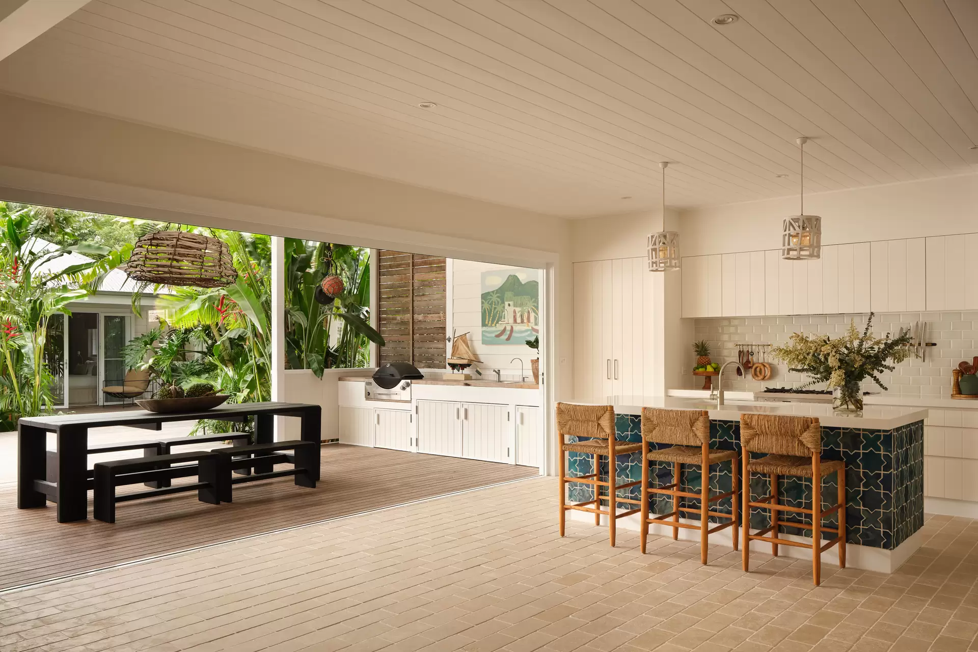 15 Marvell Street, Byron Bay Sold by Byron Bay Sotheby's International Realty - image 1