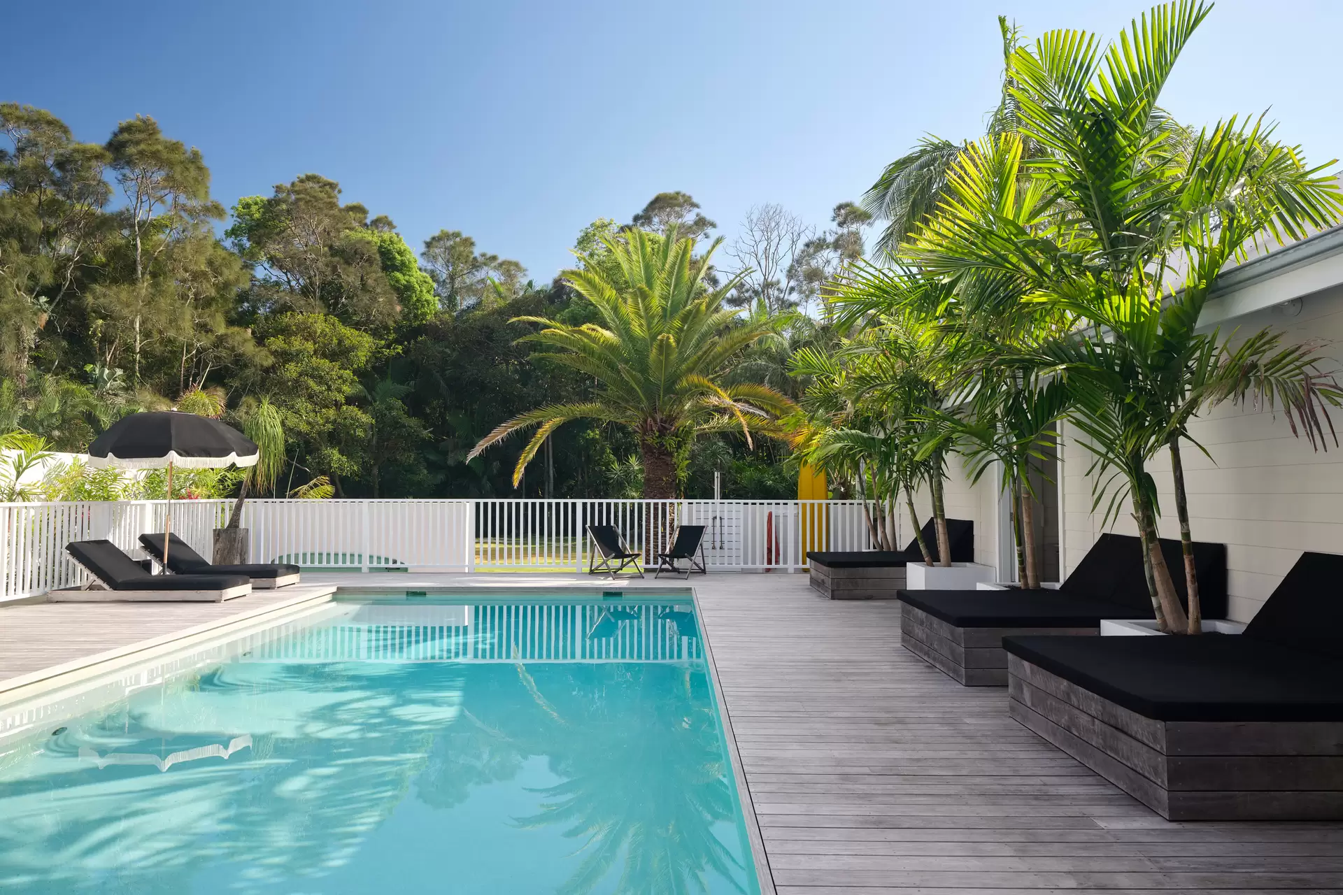 15 Marvell Street, Byron Bay Sold by Byron Bay Sotheby's International Realty - image 1