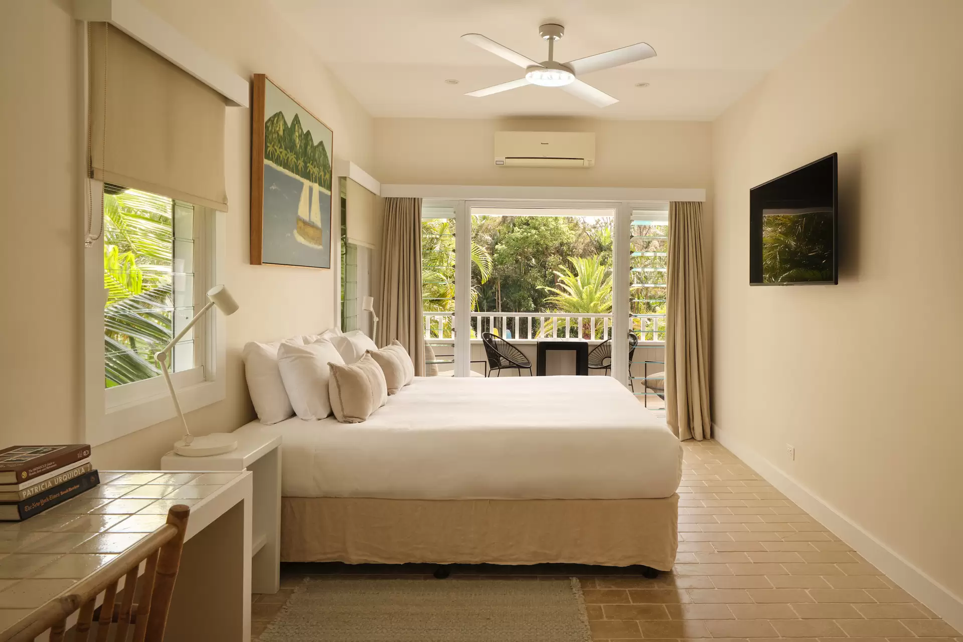 15 Marvell Street, Byron Bay Sold by Byron Bay Sotheby's International Realty - image 1