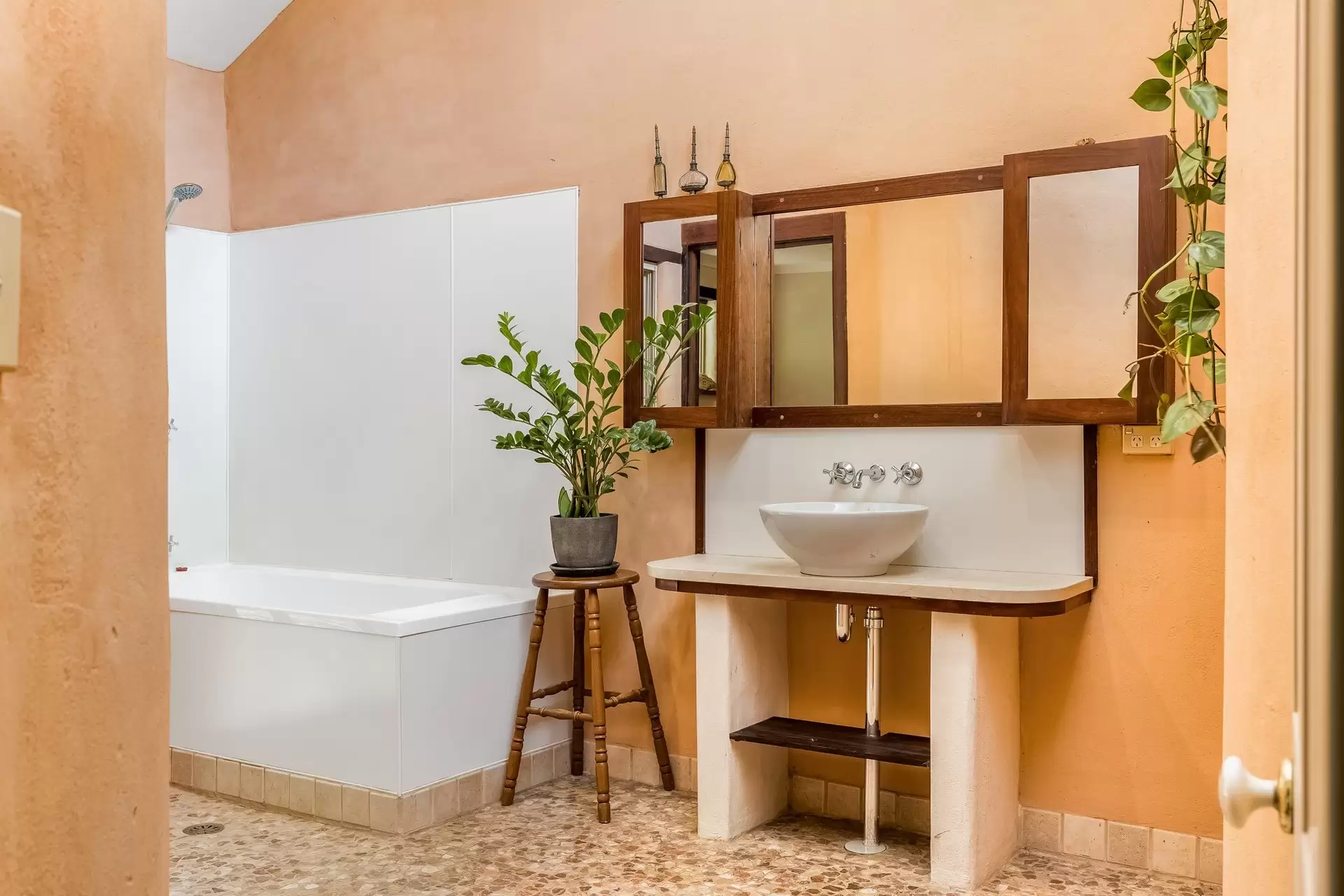60 Brushbox Drive, Mullumbimby Sold by Byron Bay Sotheby's International Realty - image 1