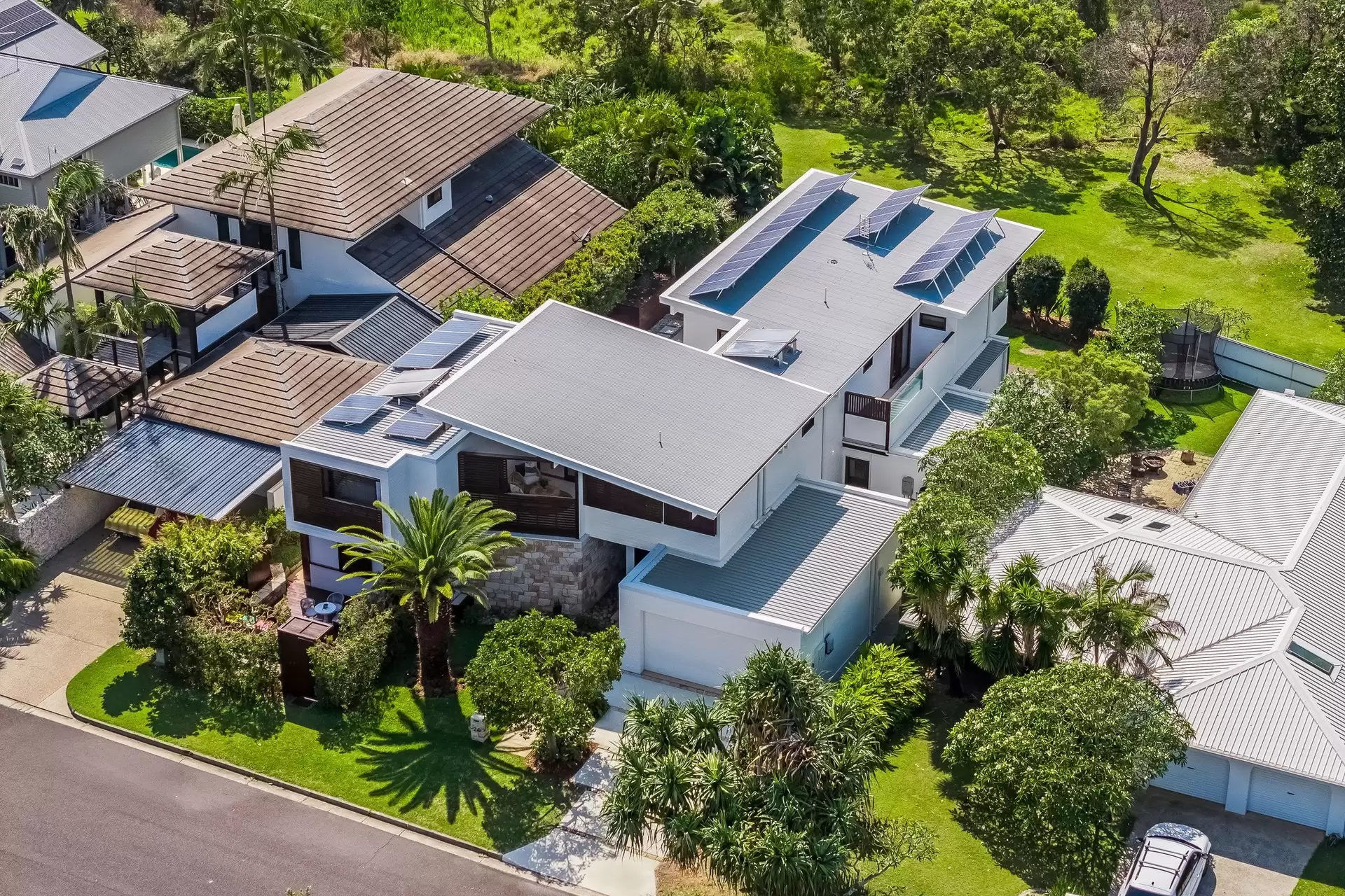 24 Beachcomber Drive, Byron Bay Sold by Byron Bay Sotheby's International Realty - image 1