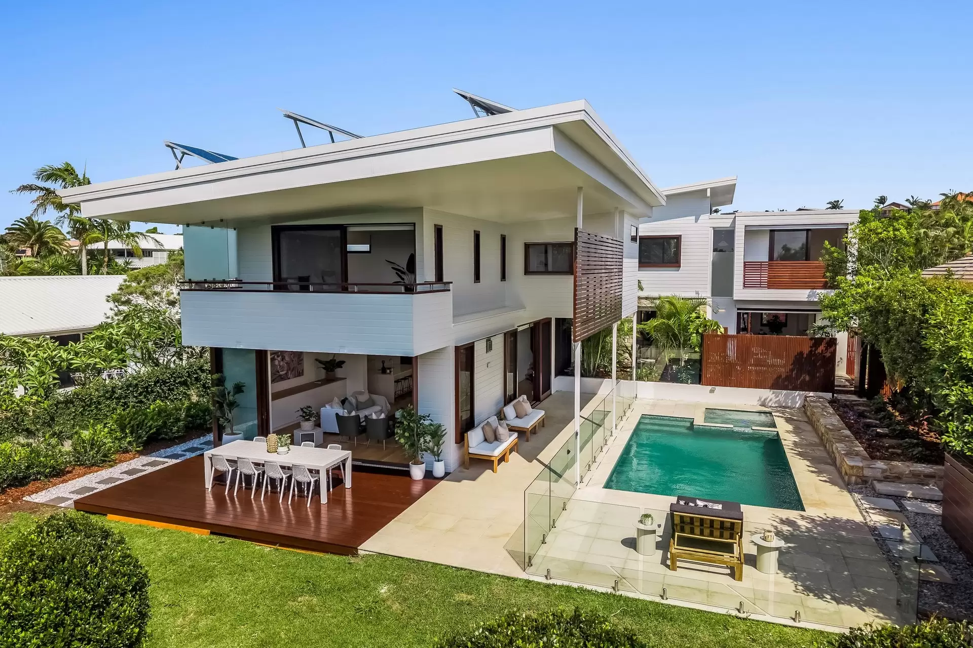 24 Beachcomber Drive, Byron Bay Sold by Byron Bay Sotheby's International Realty - image 1