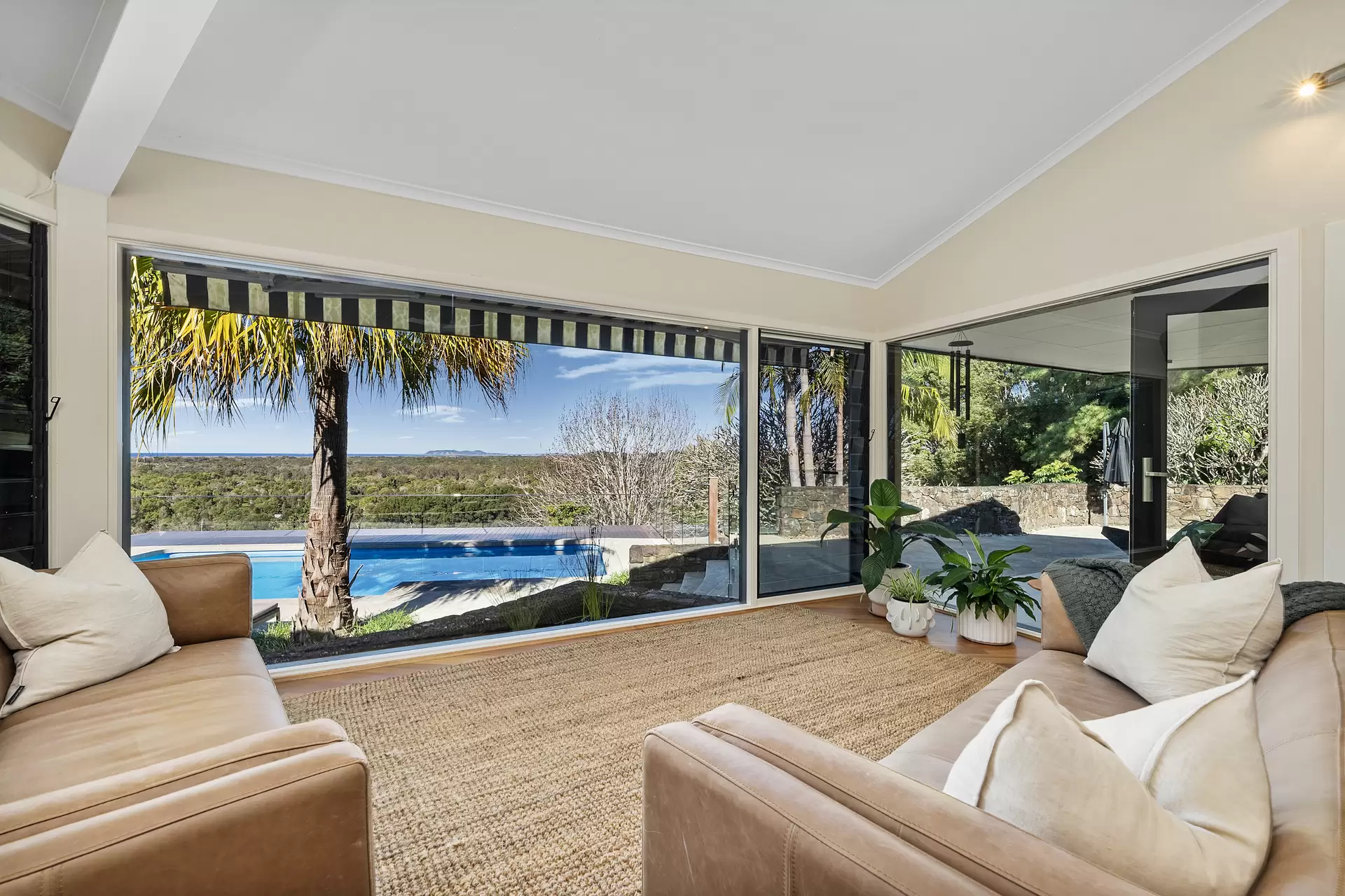 70 Tandys Lane, Brunswick Heads Sold by Byron Bay Sotheby's International Realty - image 1