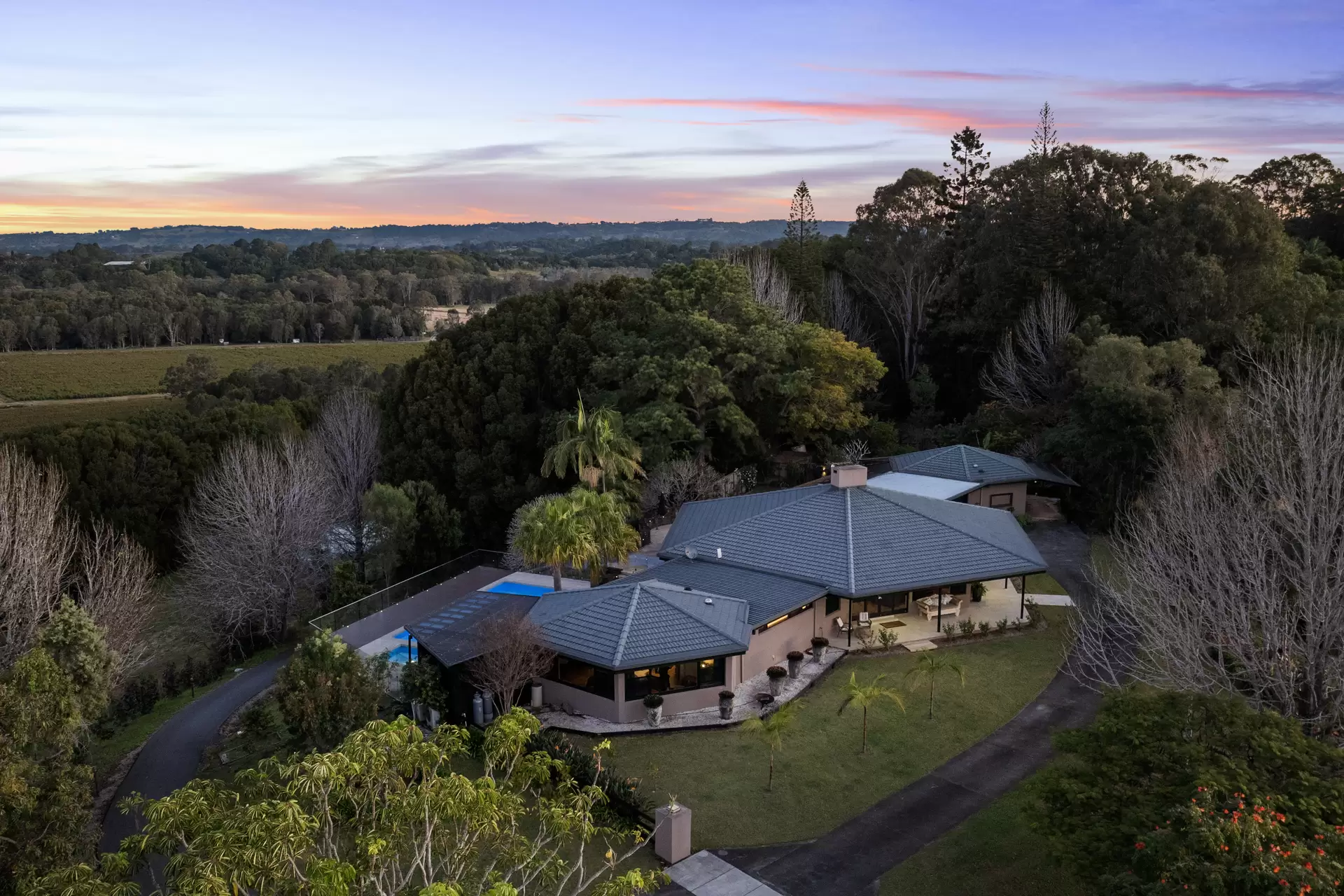 70 Tandys Lane, Brunswick Heads Sold by Byron Bay Sotheby's International Realty - image 1