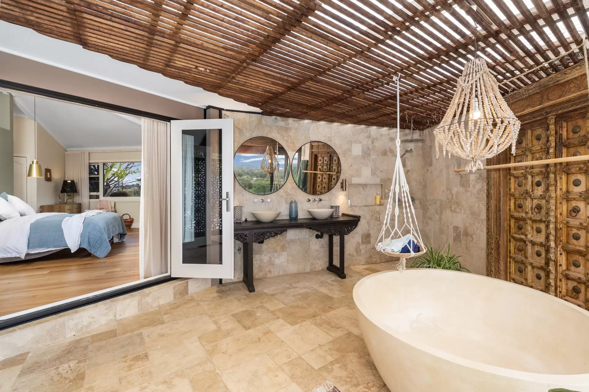 70 Tandys Lane, Brunswick Heads Sold by Byron Bay Sotheby's International Realty - image 1