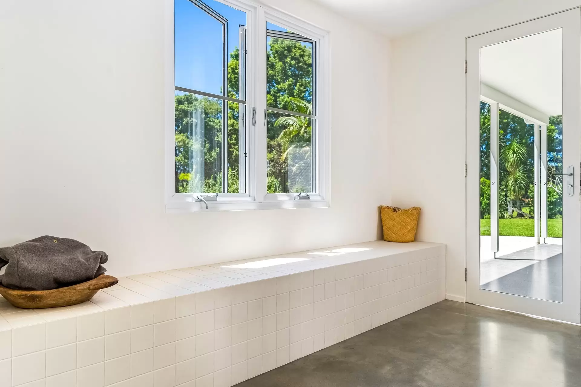 29 Green Frog Lane, Bangalow Sold by Byron Bay Sotheby's International Realty - image 1