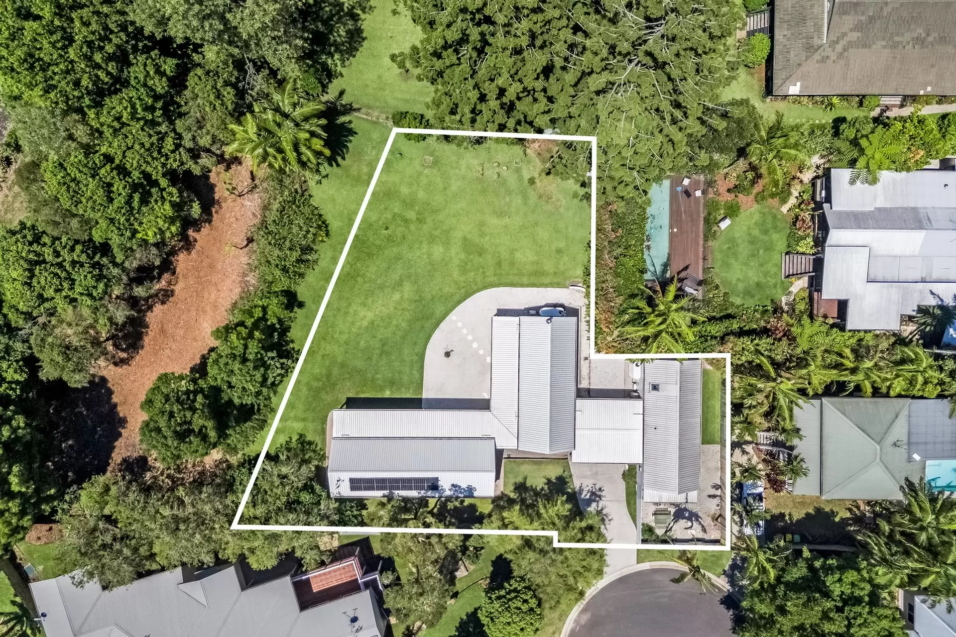 29 Green Frog Lane, Bangalow Sold by Byron Bay Sotheby's International Realty - image 1
