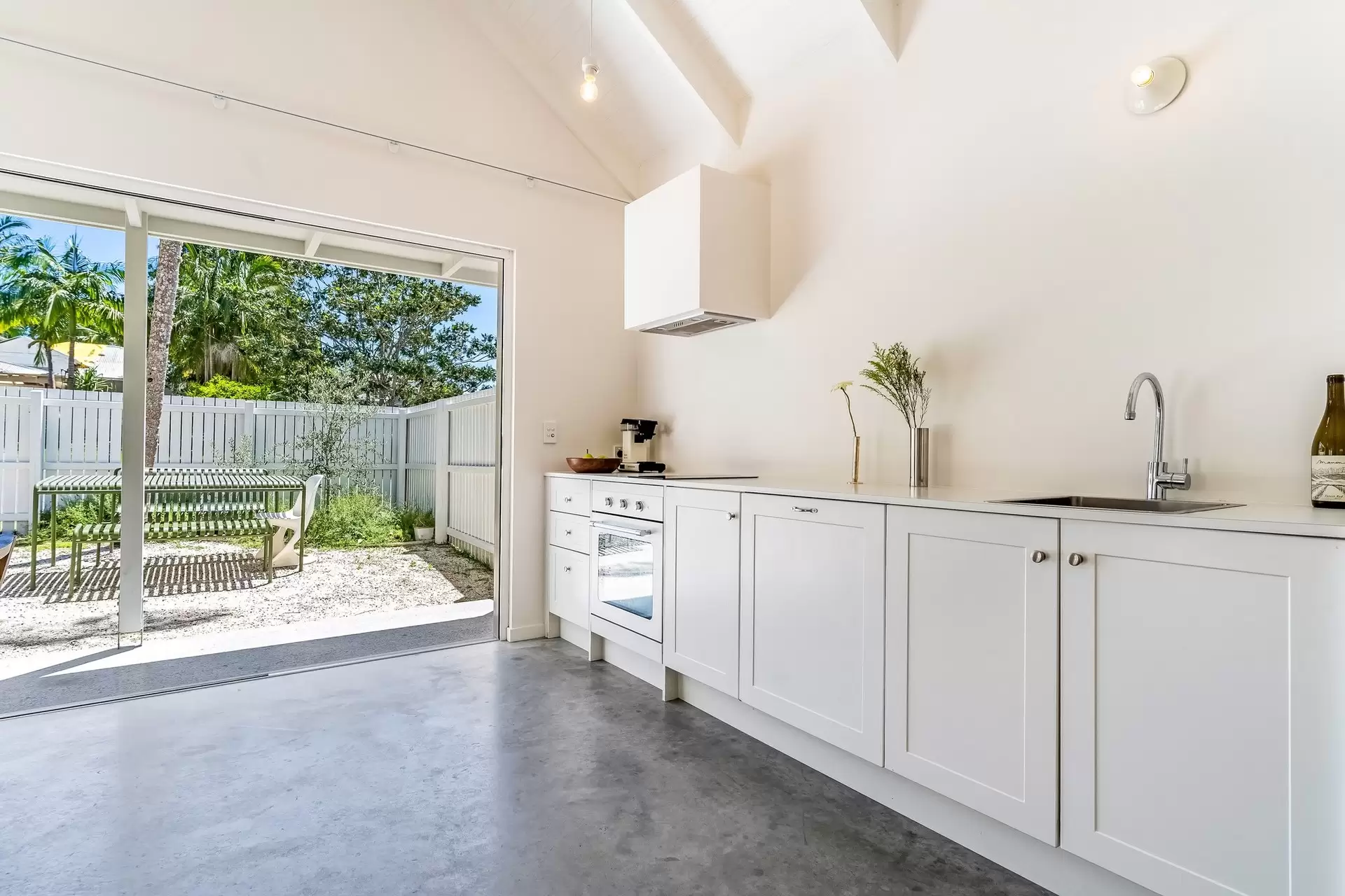 29 Green Frog Lane, Bangalow Sold by Byron Bay Sotheby's International Realty - image 1